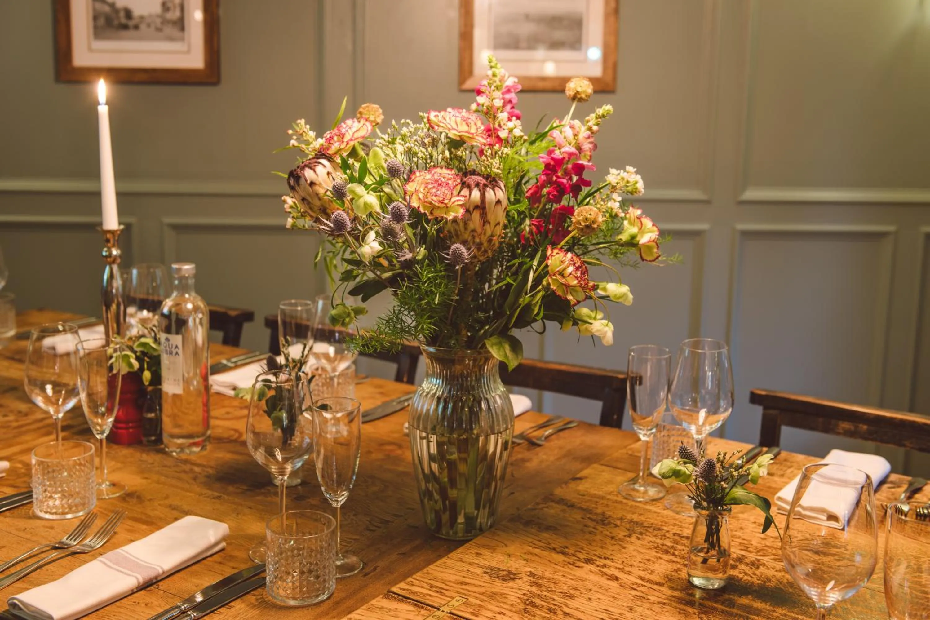 Dining area in Bel And The Dragon-Churt