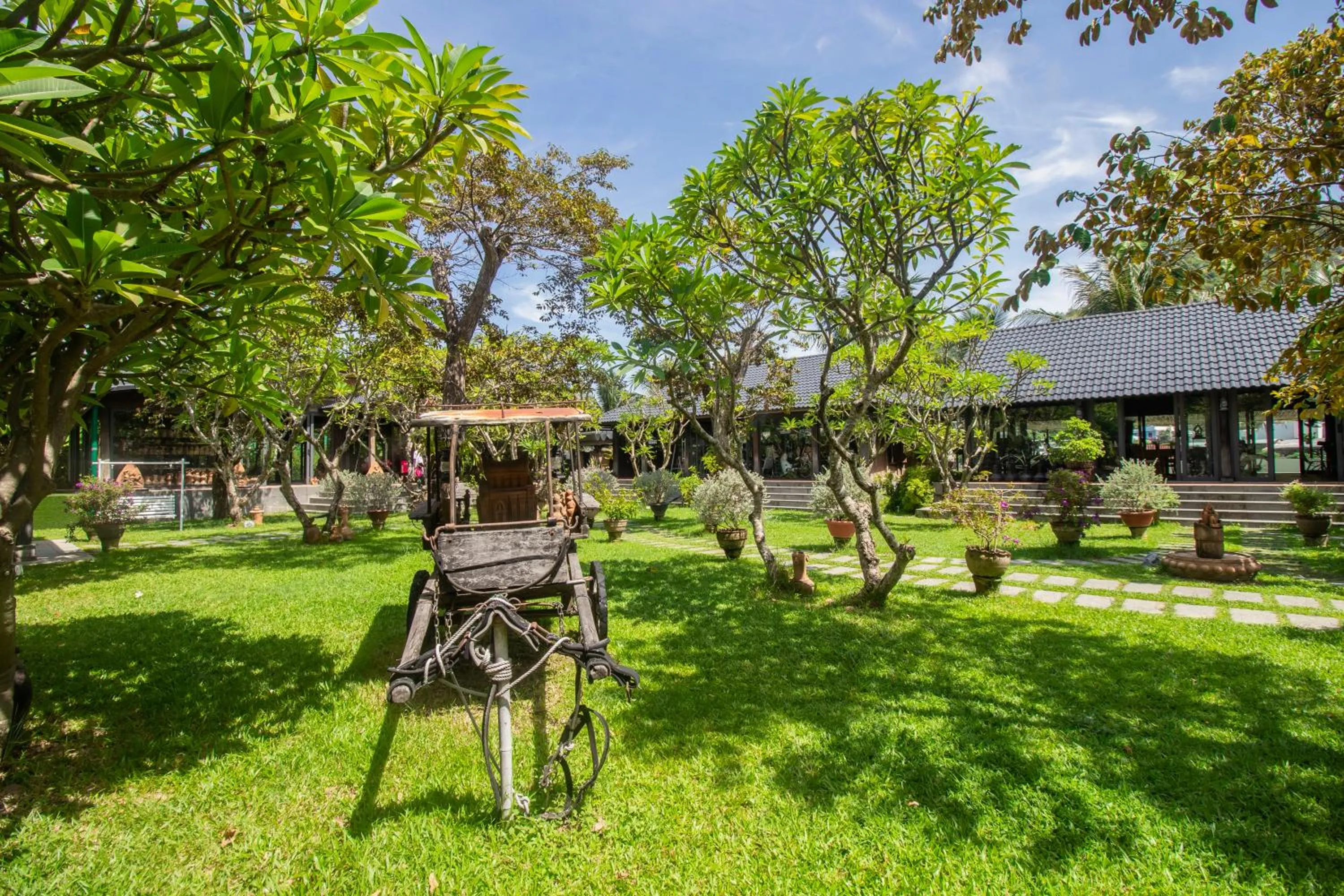 Garden in Champa Island Nha Trang - Resort Hotel & Spa