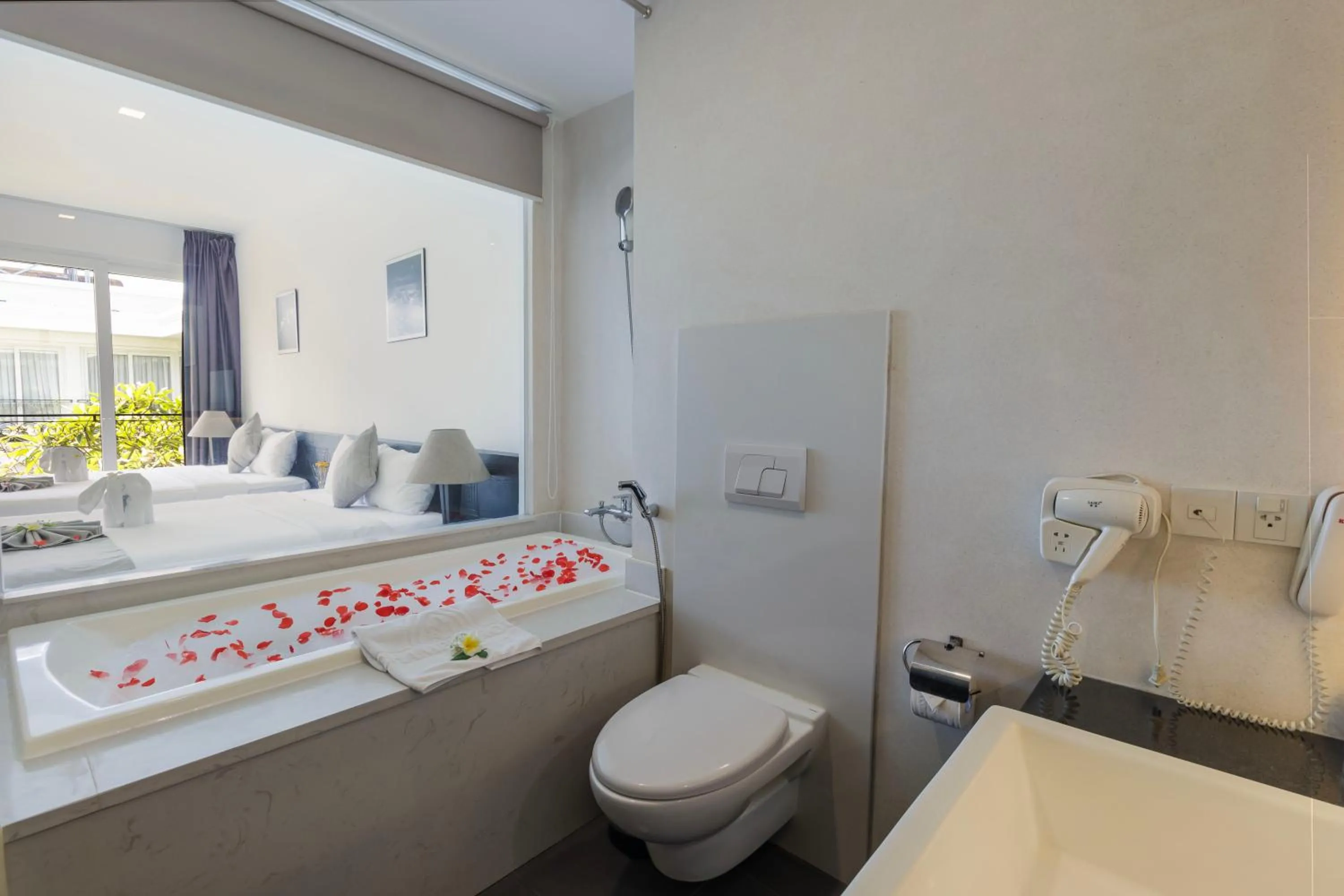 Bathroom, Bed in Champa Island Nha Trang - Resort Hotel & Spa