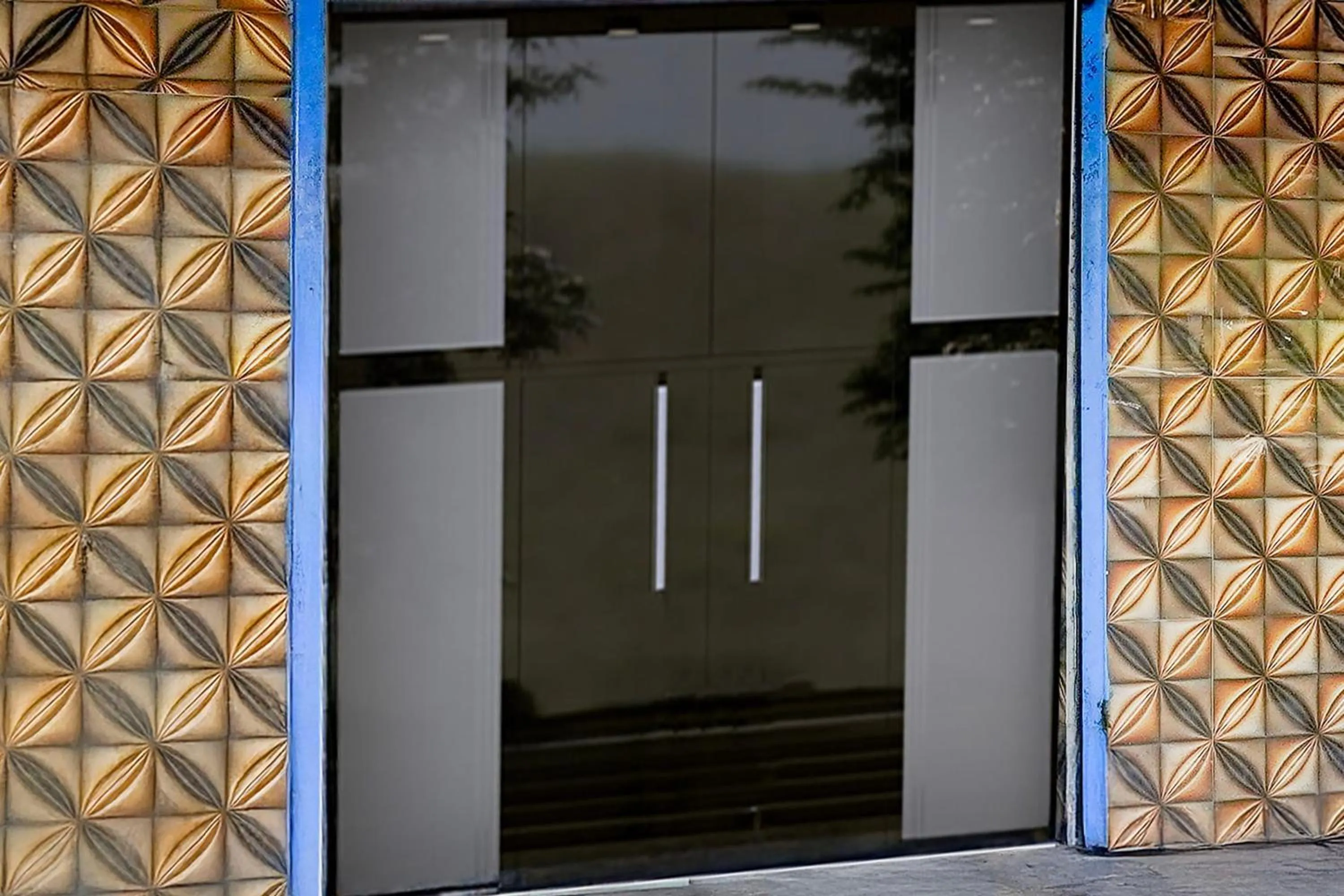 Facade/entrance in Super Hotel O Poigai Near Airport