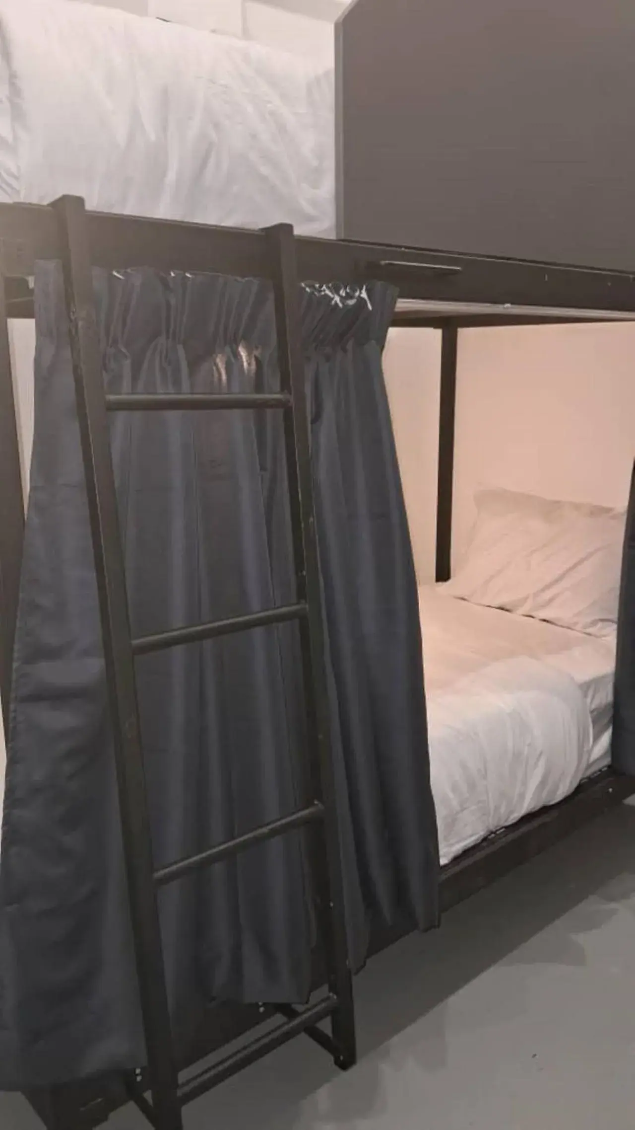 bunk bed, Bed in 39 Love Lane - Smart Intelligent Inn Georgetown bunk bed, Bed in 39 Love Lane - Smart Intelligent Inn Georgetown