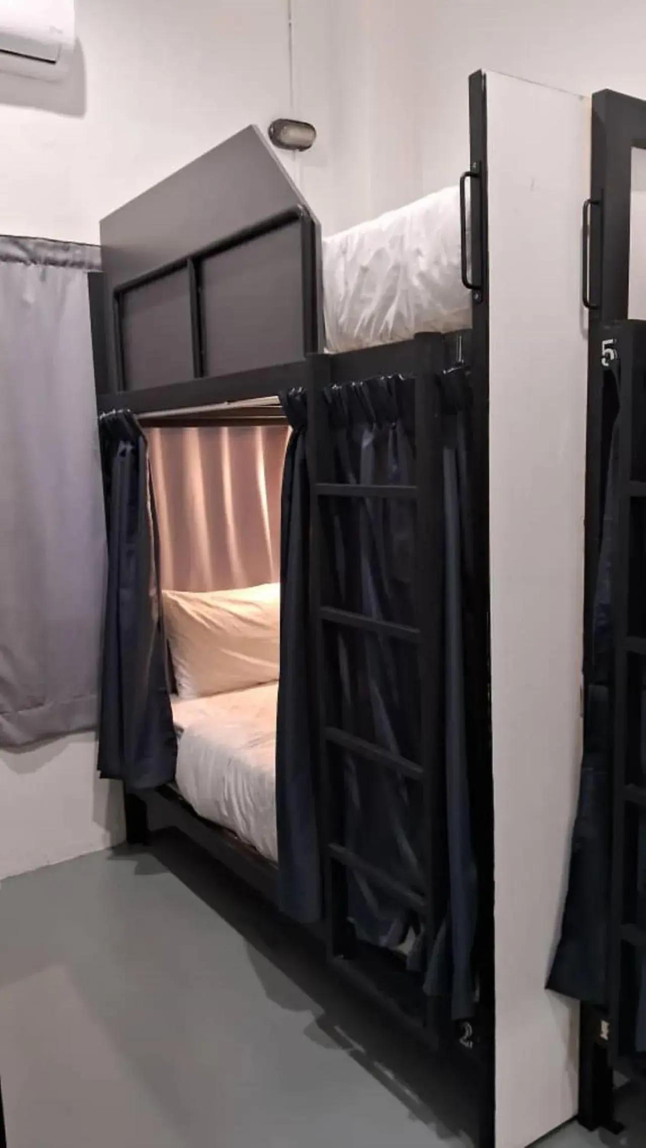 bunk bed, Bed in 39 Love Lane - Smart Intelligent Inn Georgetown bunk bed, Bed in 39 Love Lane - Smart Intelligent Inn Georgetown