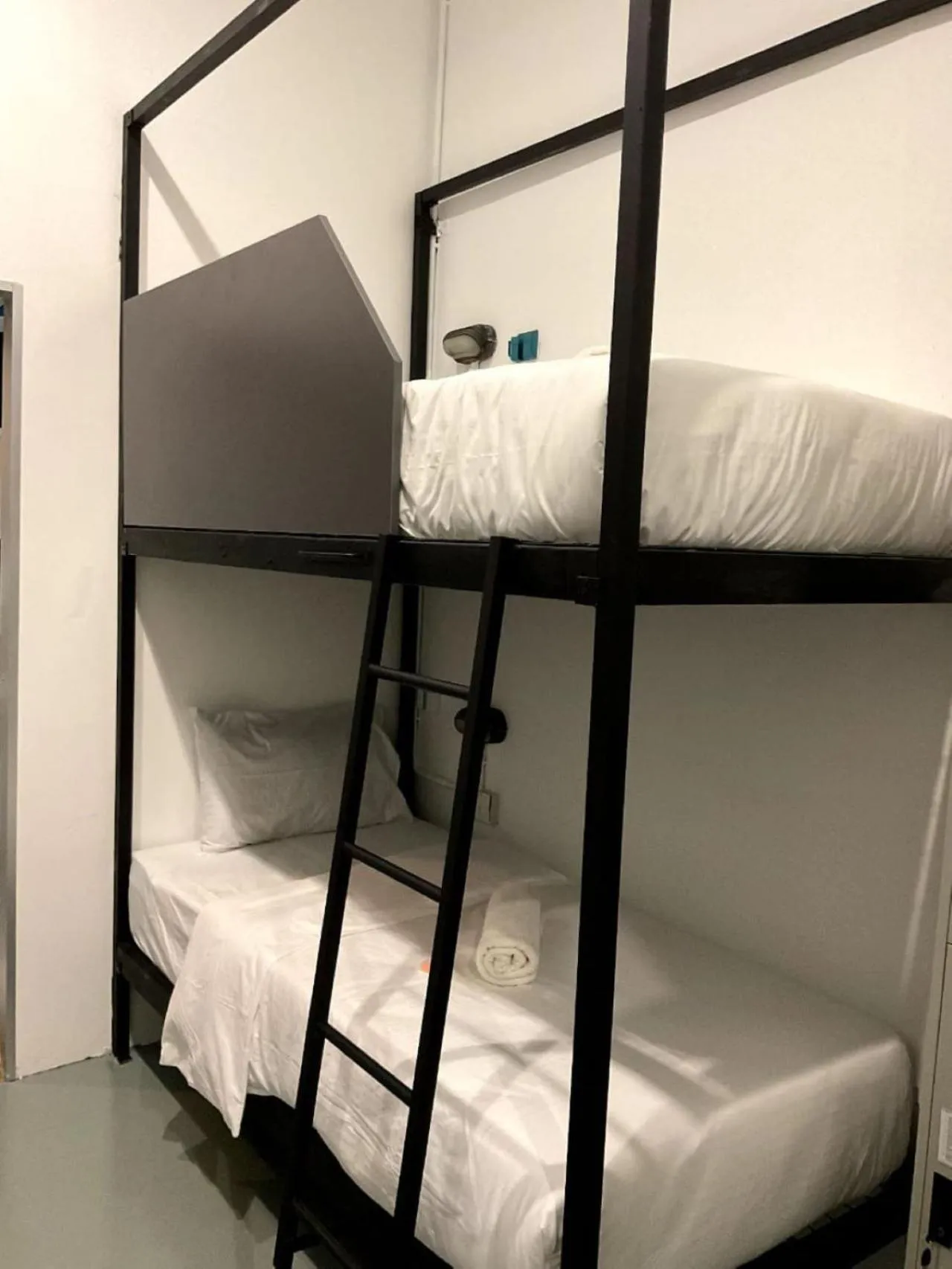 Bed in 39 Love Lane - Smart Intelligent Inn Georgetown