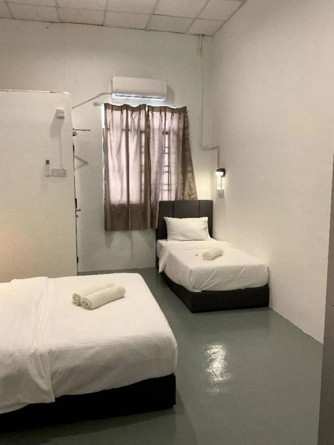 Bed in 39 Love Lane - Smart Intelligent Inn Georgetown