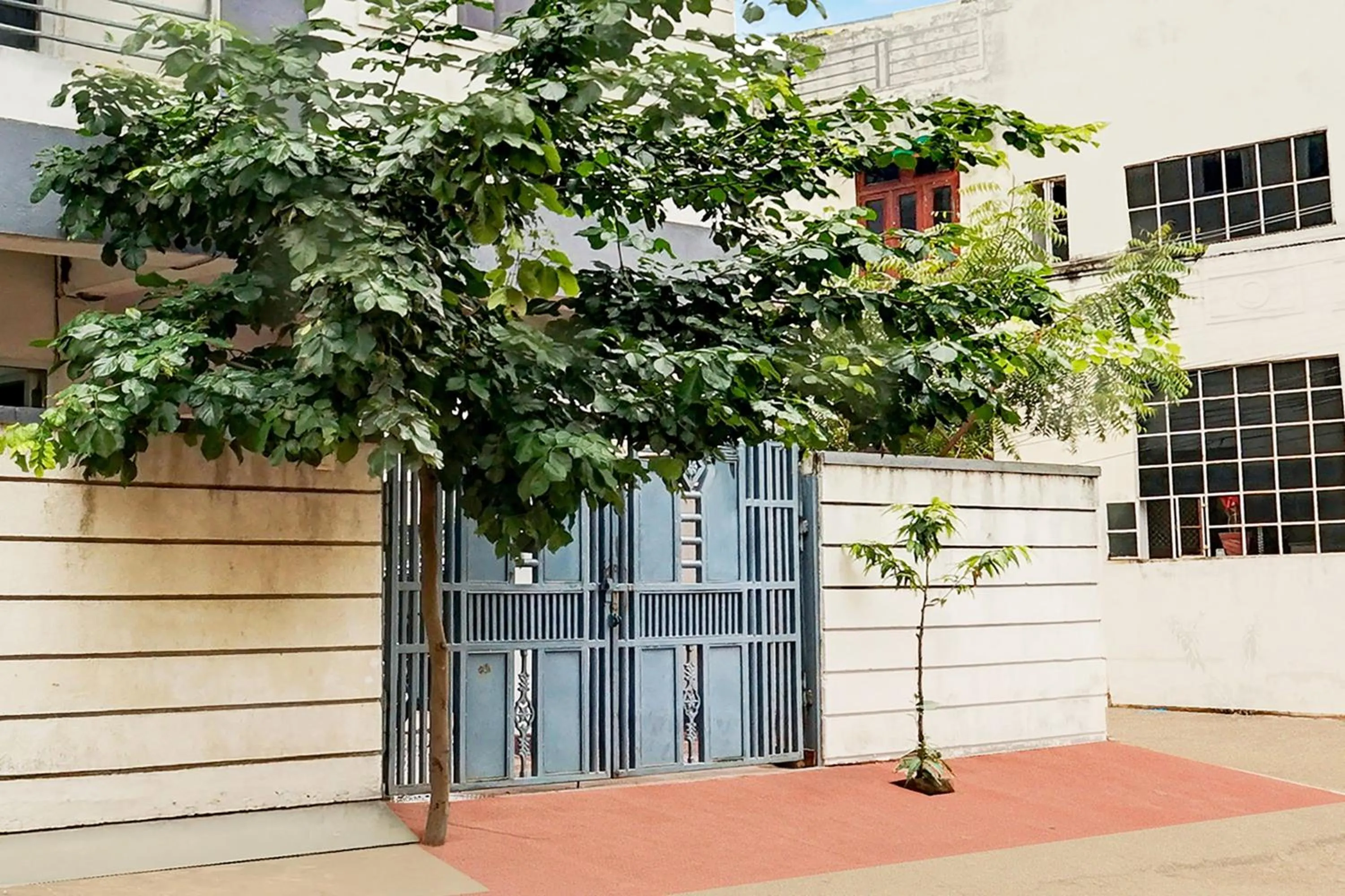 Facade/entrance in Hotel O Jagatpura Near JTM Mall Formerly Royan Inn