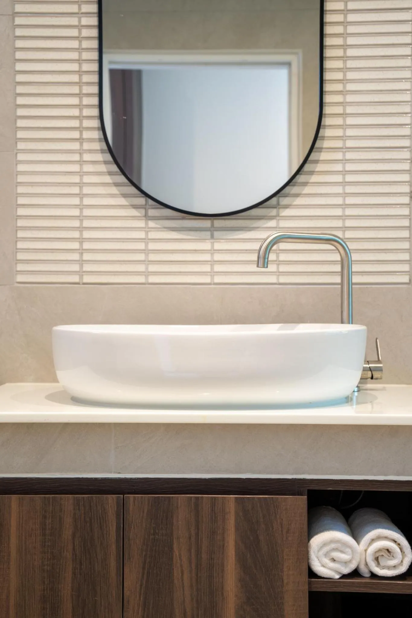 Bathroom in The Pinnacle Katanoi