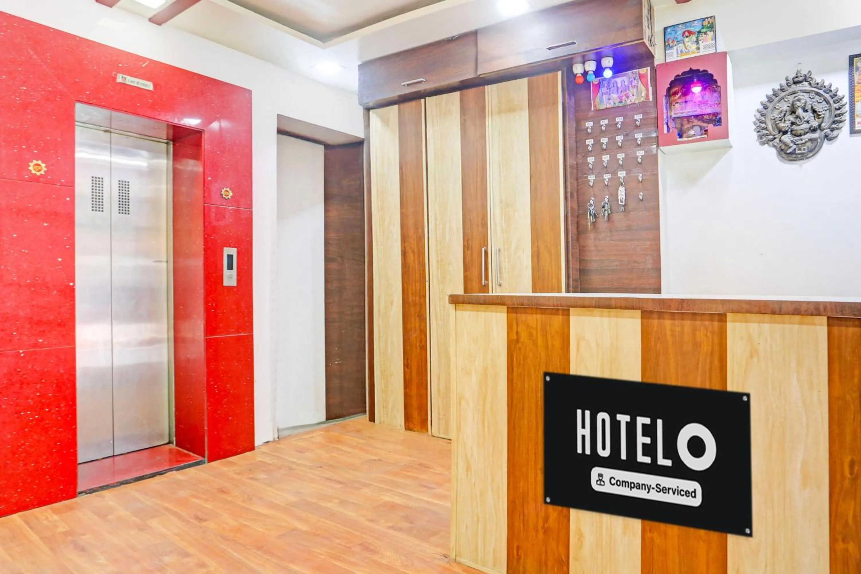 Lobby or reception in Super Hotel O Kesarganj Formerly Suman Palace