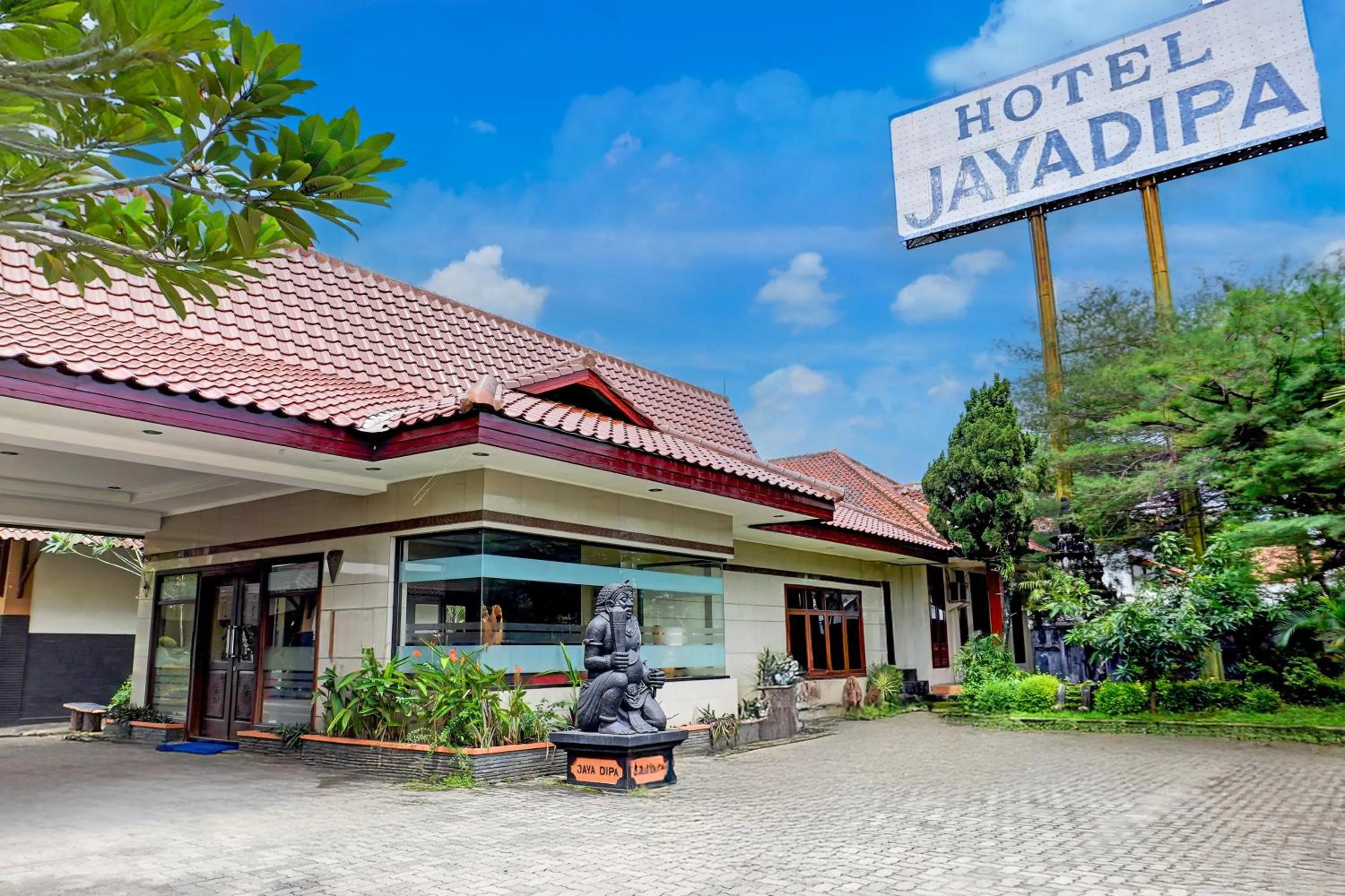 Collection O Pekalongan Near Pasar Batik Setono Formerly Hotel Jayadipa