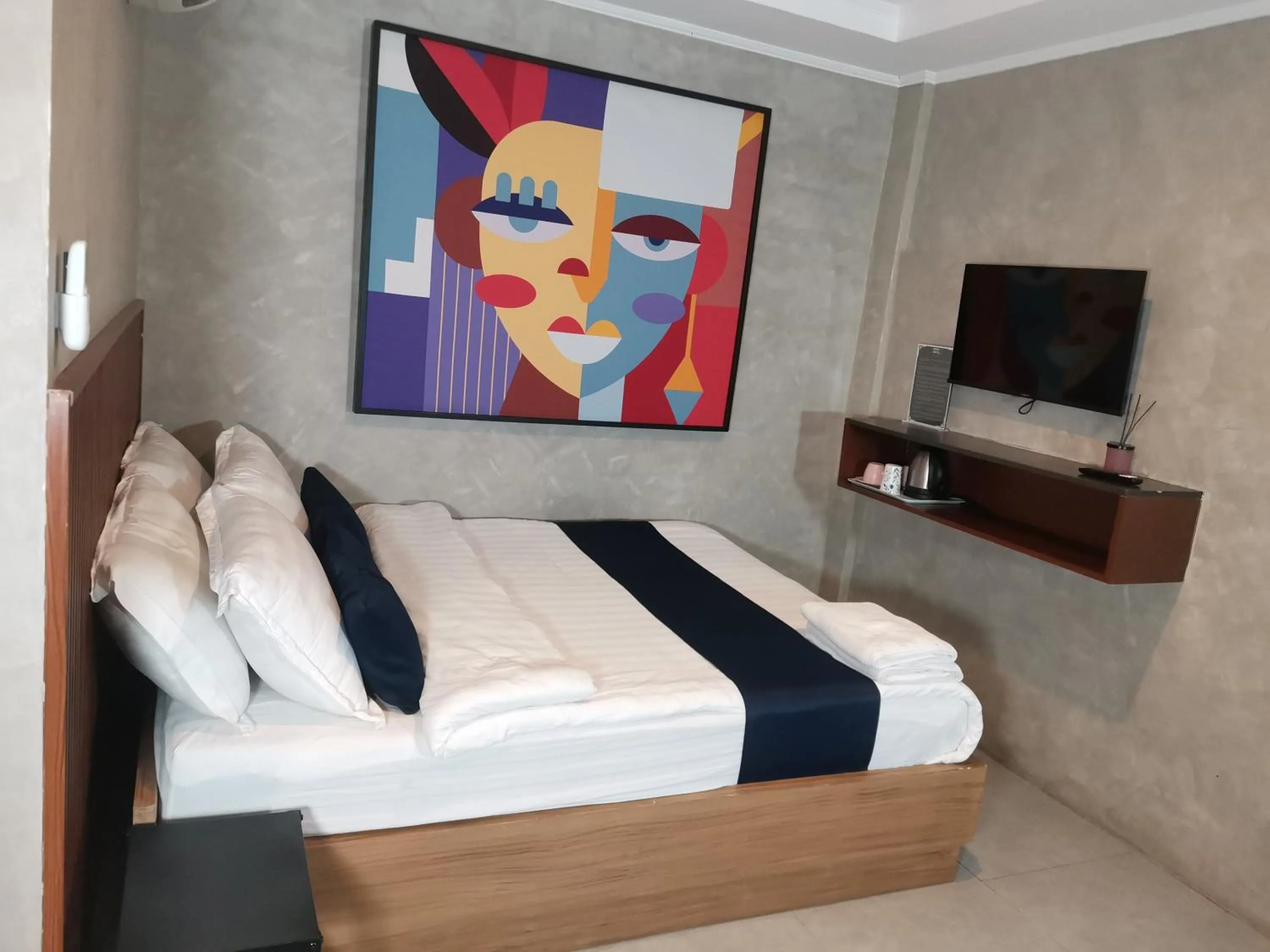 Bedroom, Bed in Townhouse Oak Grey Hotel Near Clark International Airport
