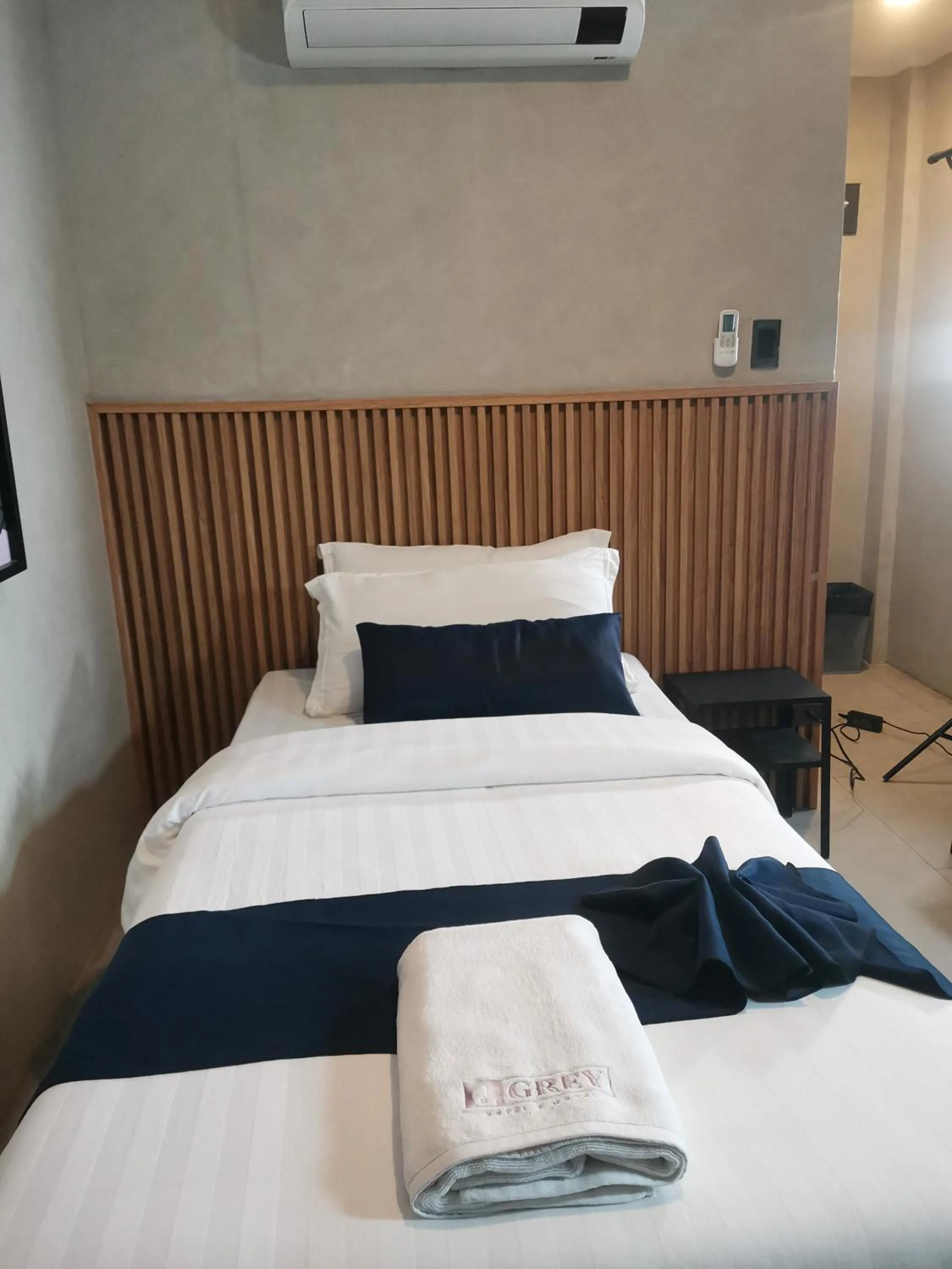 Bedroom, Bed in Townhouse Oak Grey Hotel Near Clark International Airport
