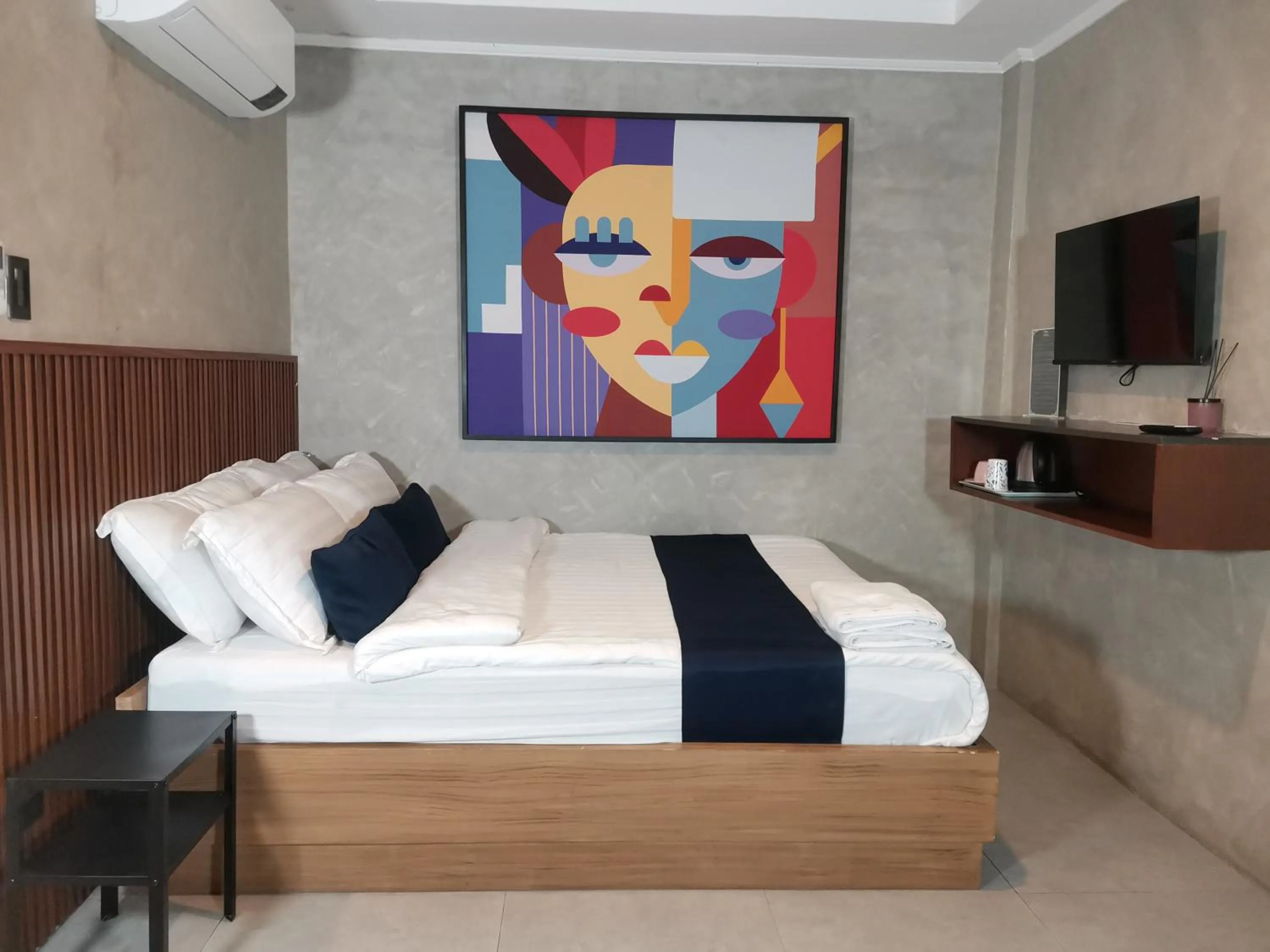 Bedroom, Bed in Townhouse Oak Grey Hotel Near Clark International Airport