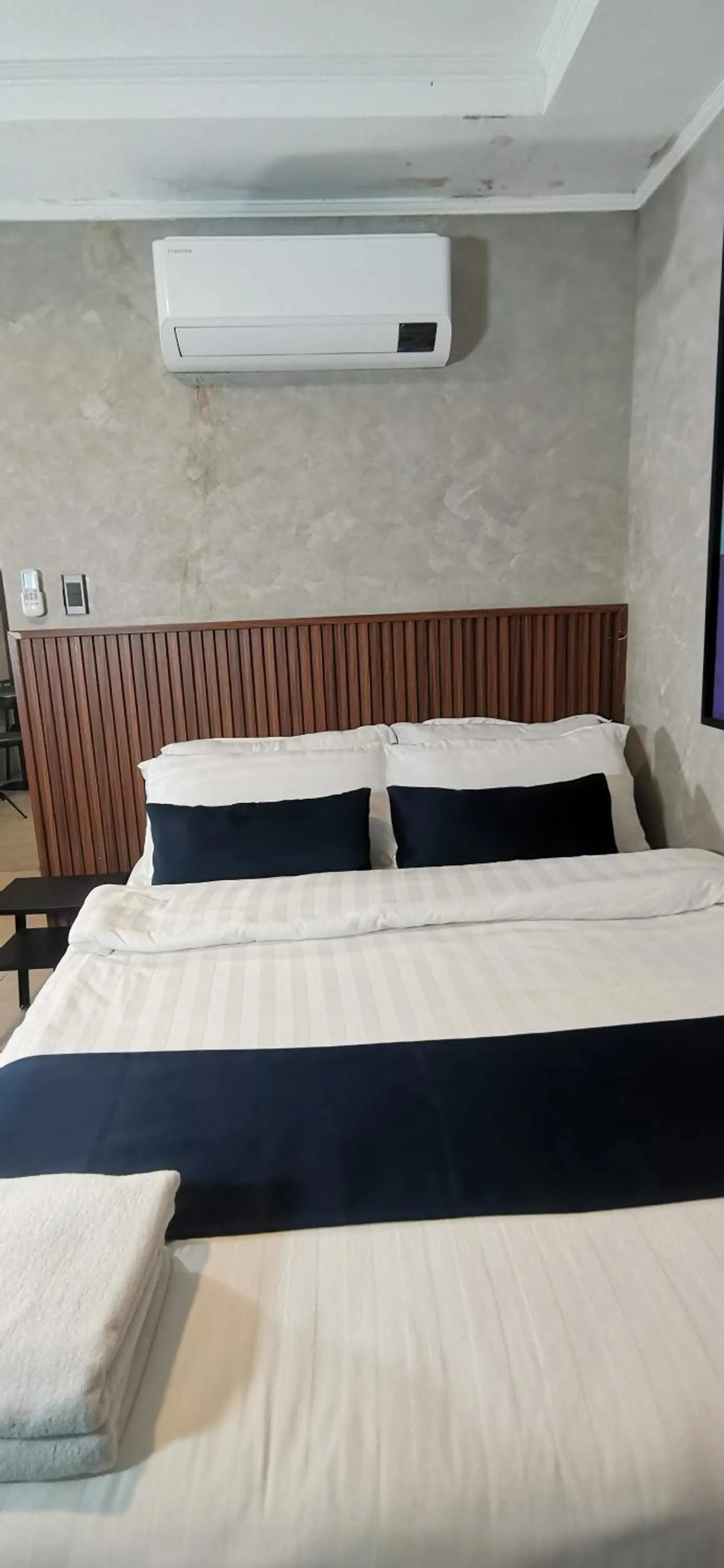 Bedroom, Bed in Townhouse Oak Grey Hotel Near Clark International Airport