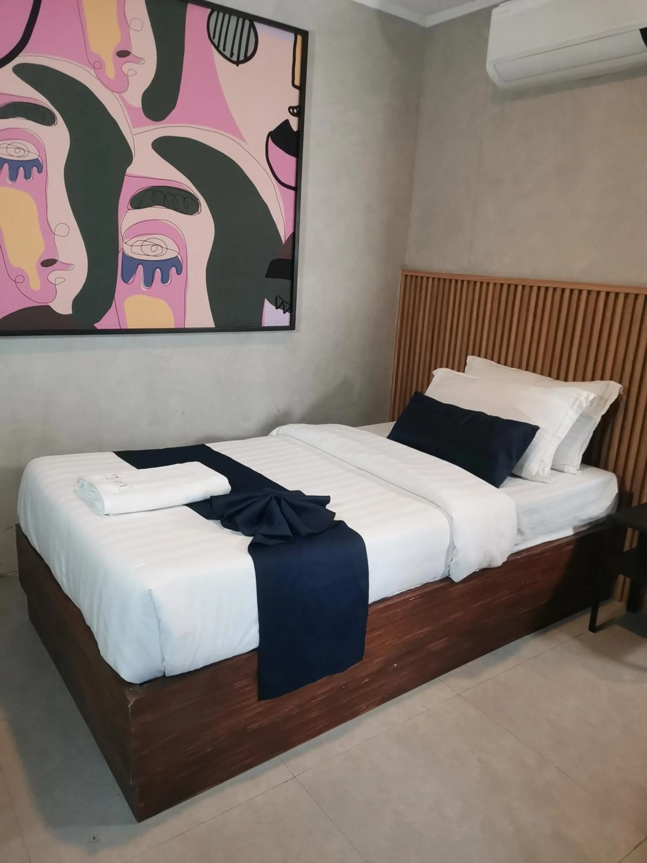 Bedroom, Bed in Townhouse Oak Grey Hotel Near Clark International Airport