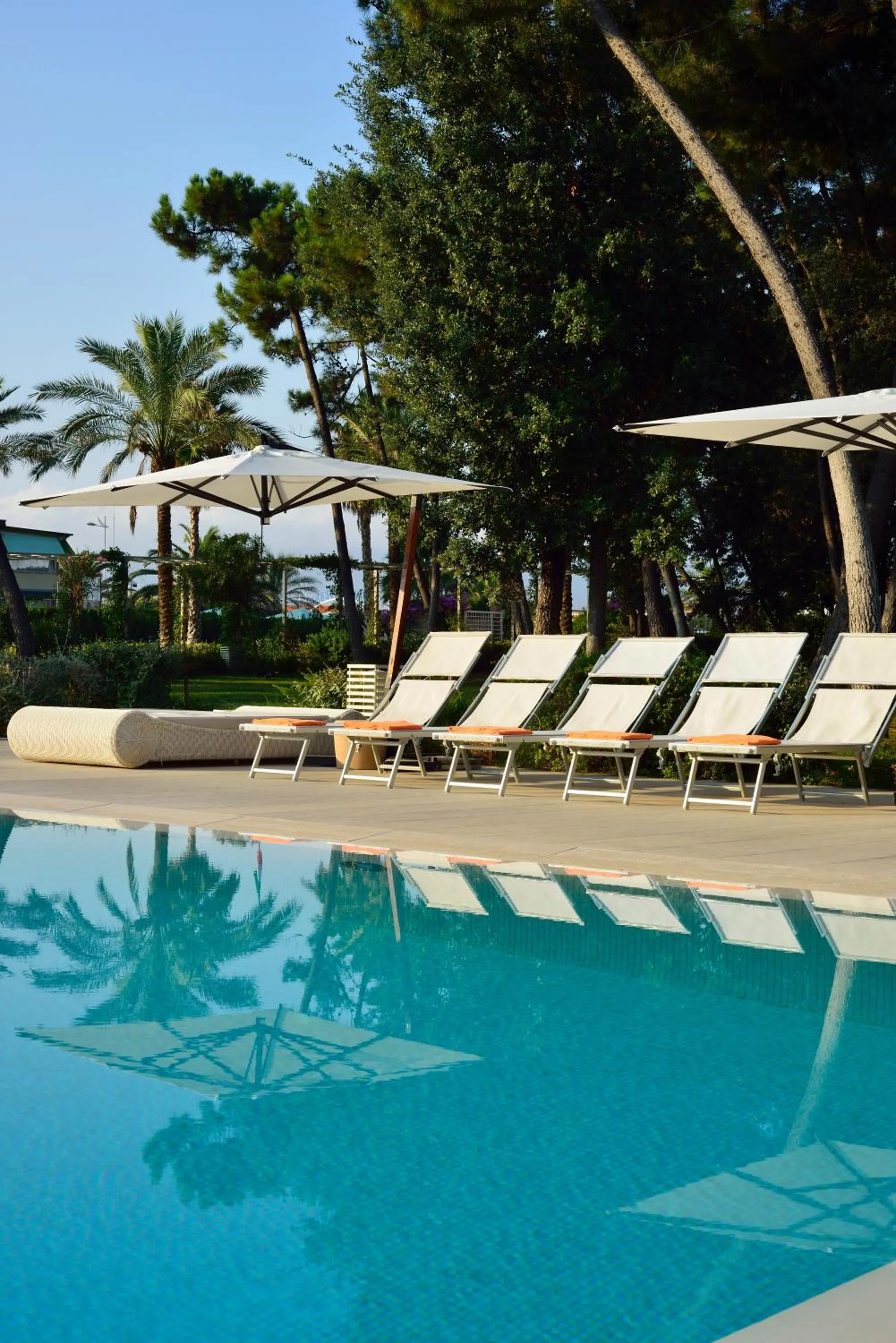 Swimming pool in Versilia Lido | UNA Esperienze