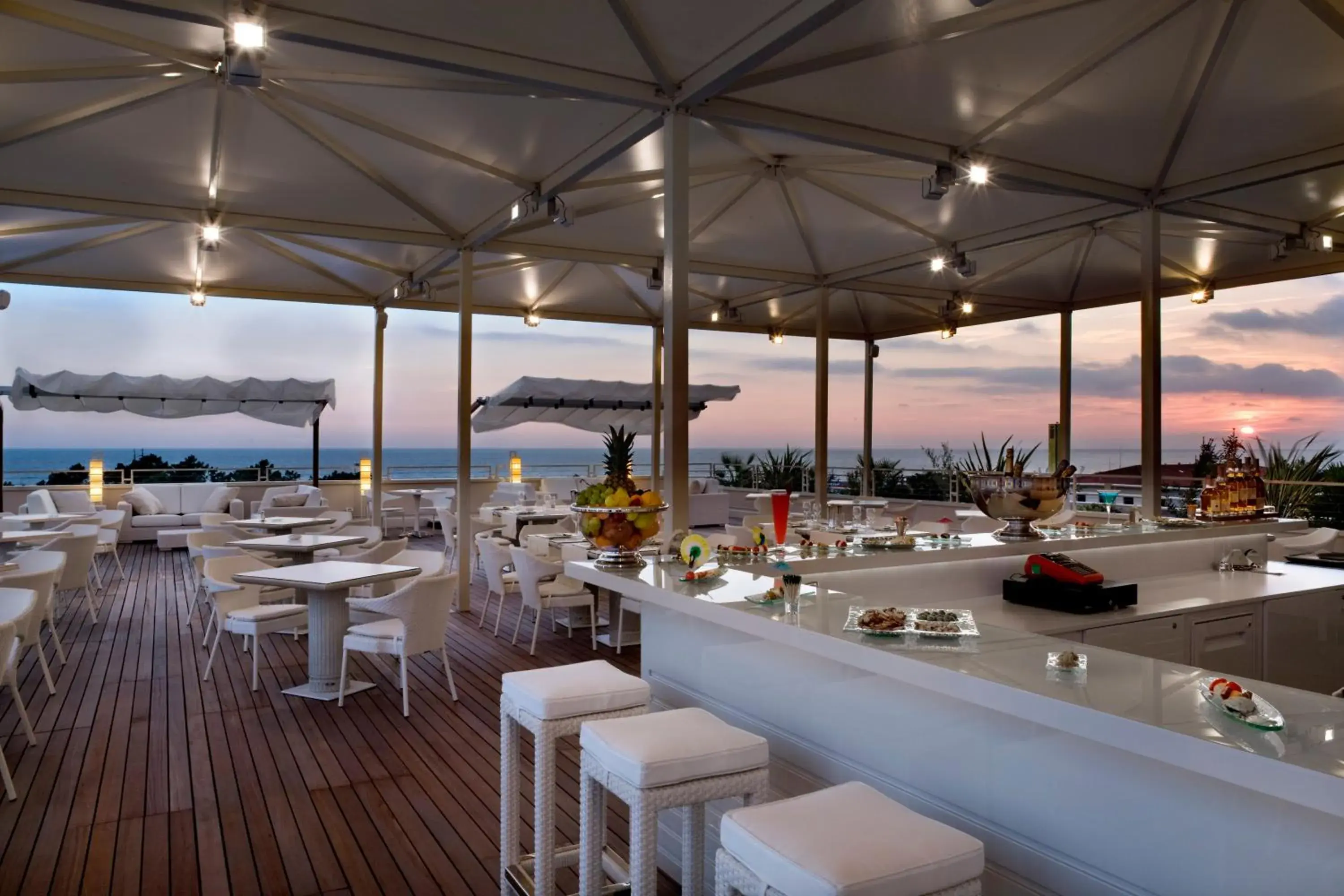 Restaurant/places to eat in Versilia Lido | UNA Esperienze Restaurant/places to eat in Versilia Lido | UNA Esperienze