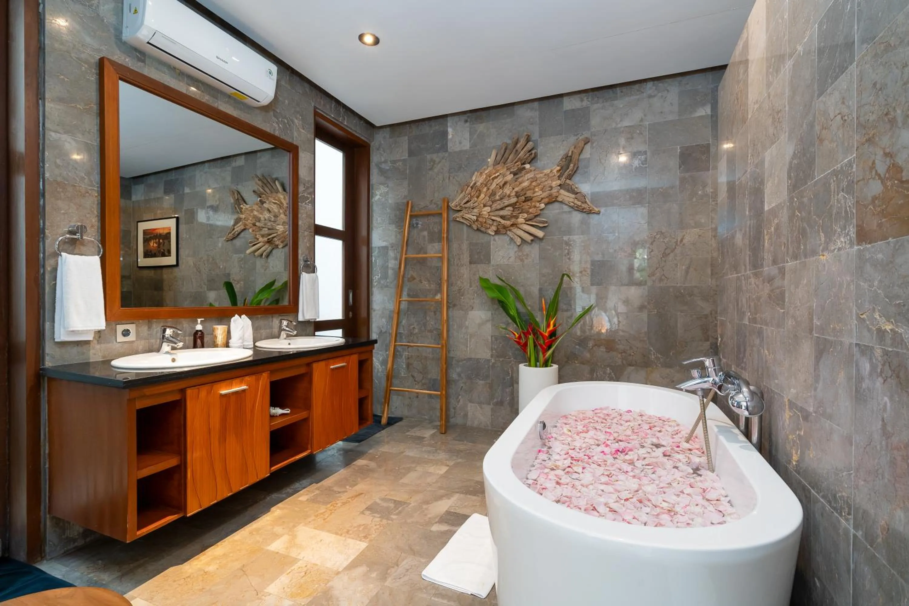 Mary's Beach Villa