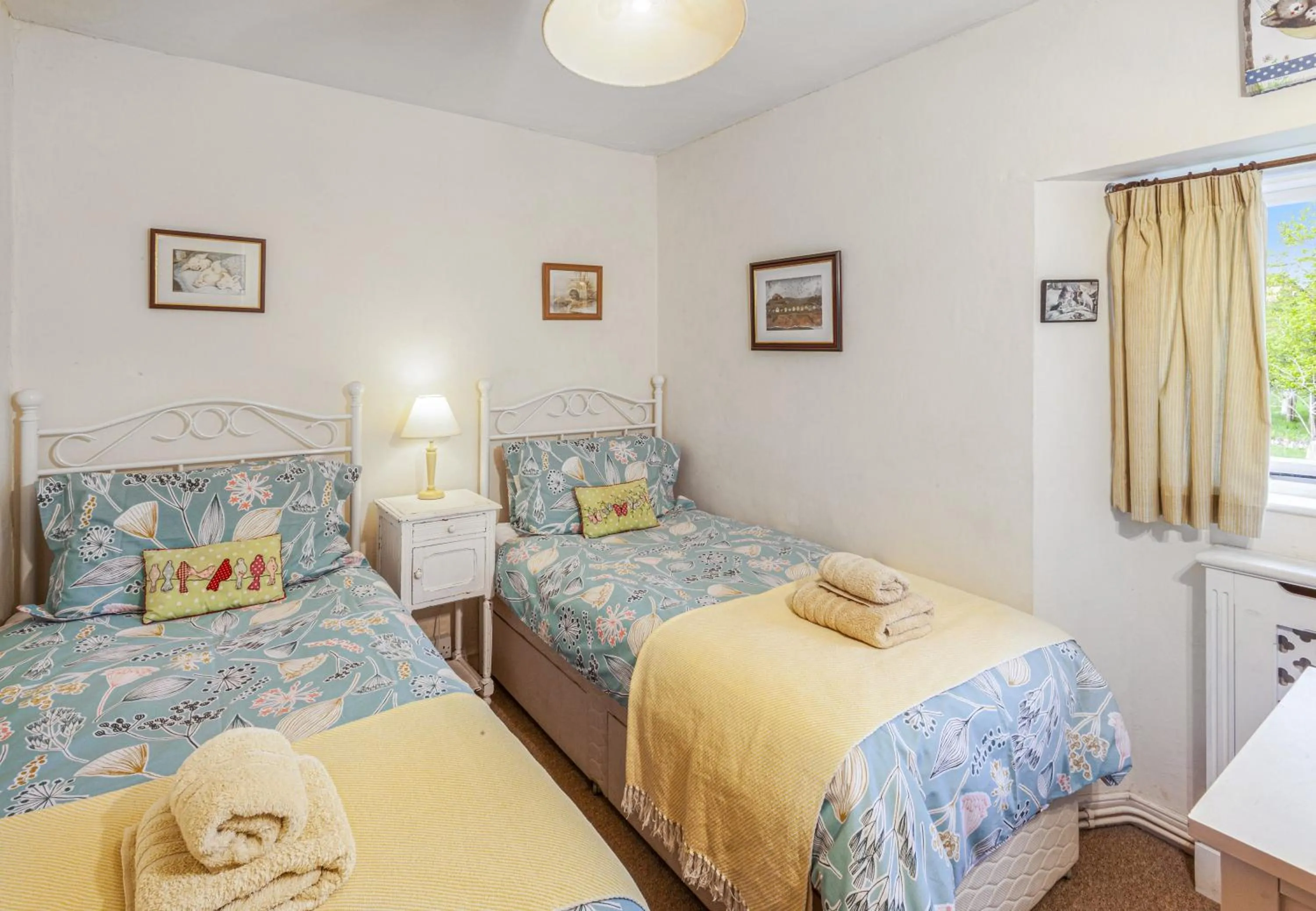 Other, Bed in Ruffles Cottage Dunster