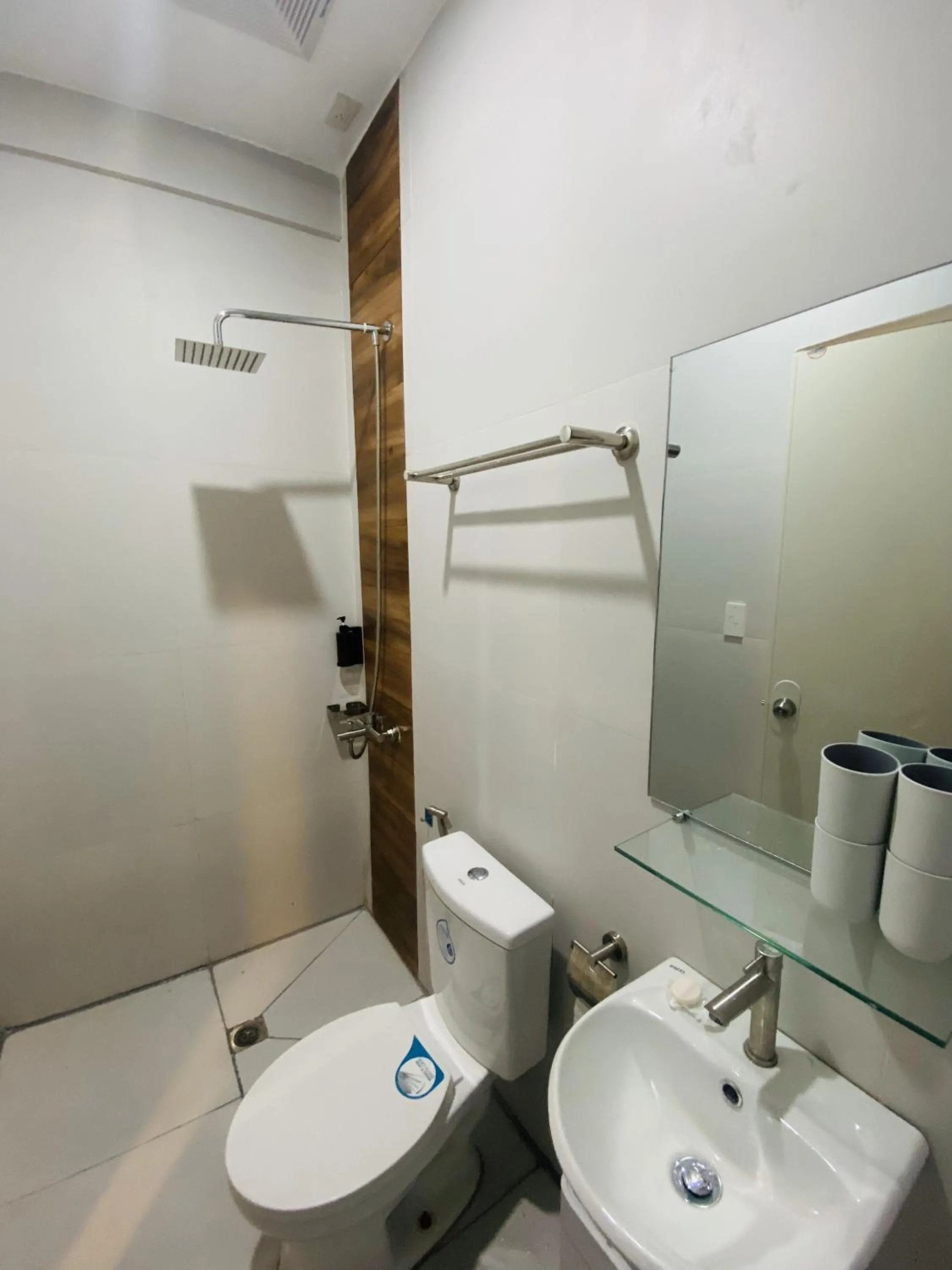 Shower in ZenSuites Hotel Tacloban