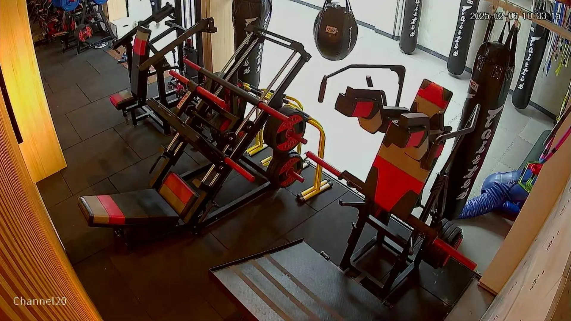Fitness centre/facilities in ZenSuites Hotel Tacloban