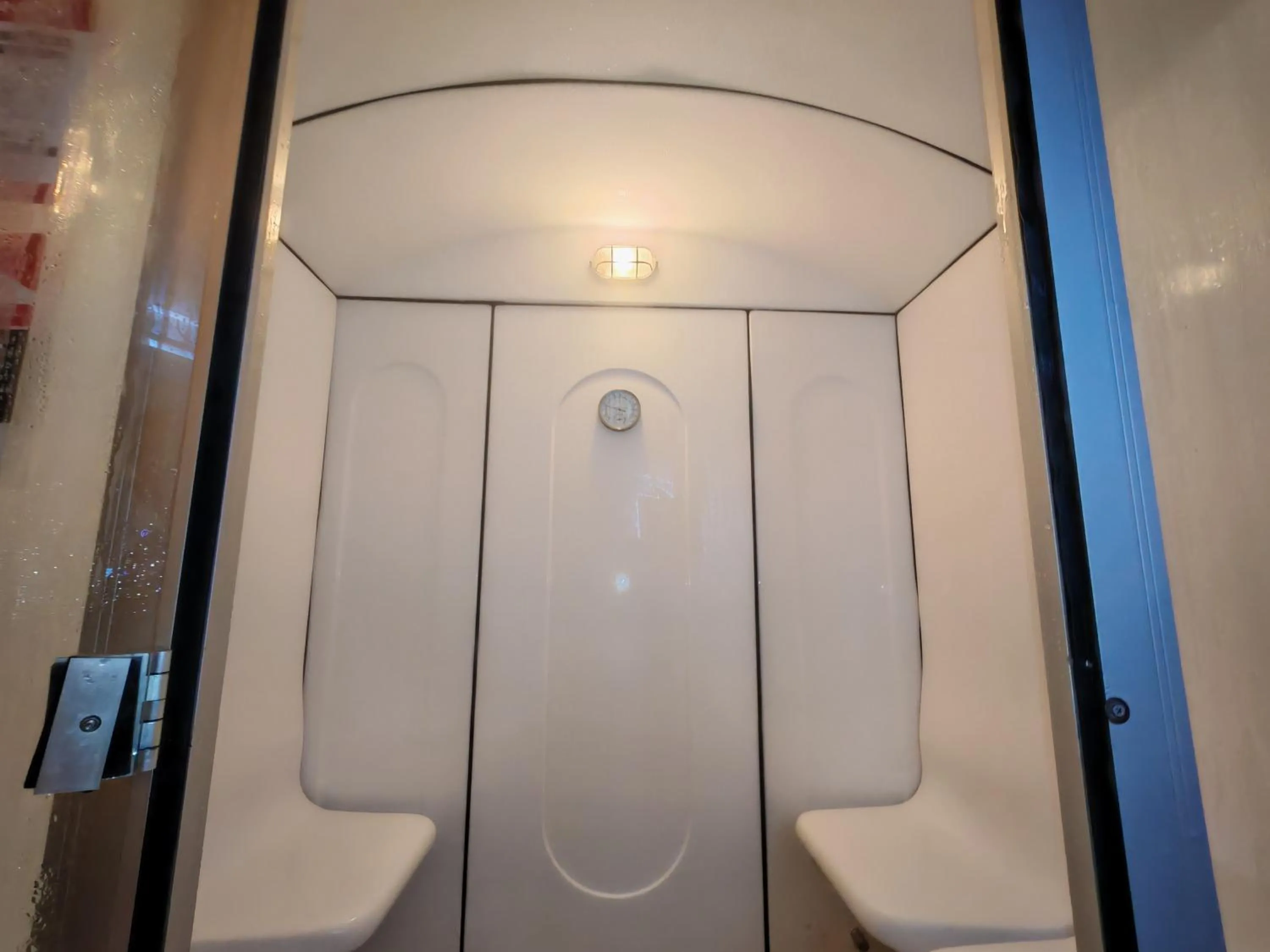 Sauna in ZenSuites Hotel Tacloban