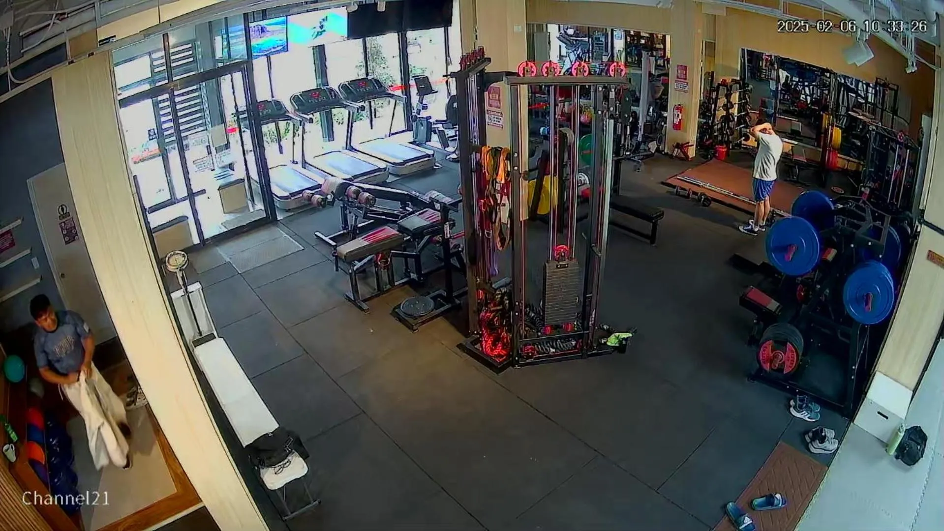 Fitness centre/facilities in ZenSuites Hotel Tacloban