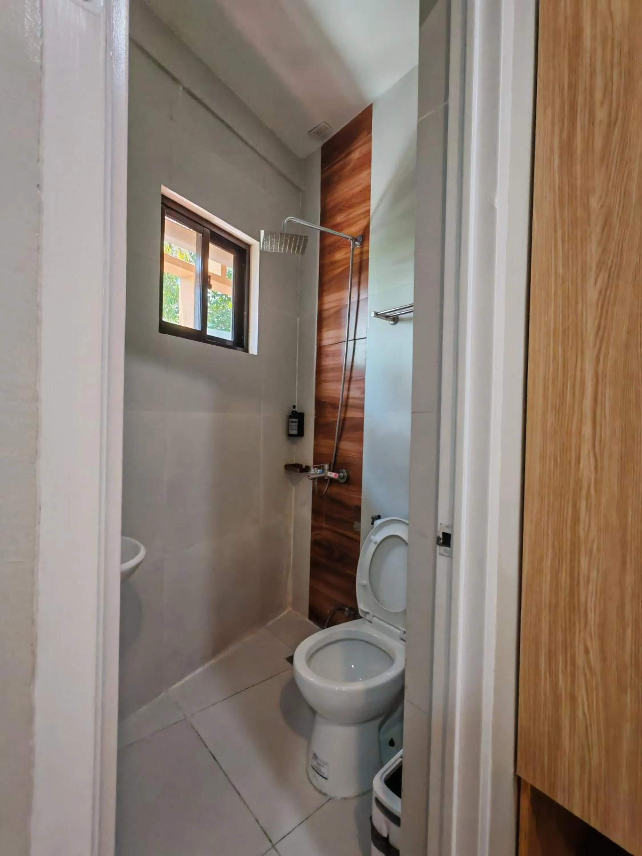 Bathroom in ZenSuites Hotel Tacloban