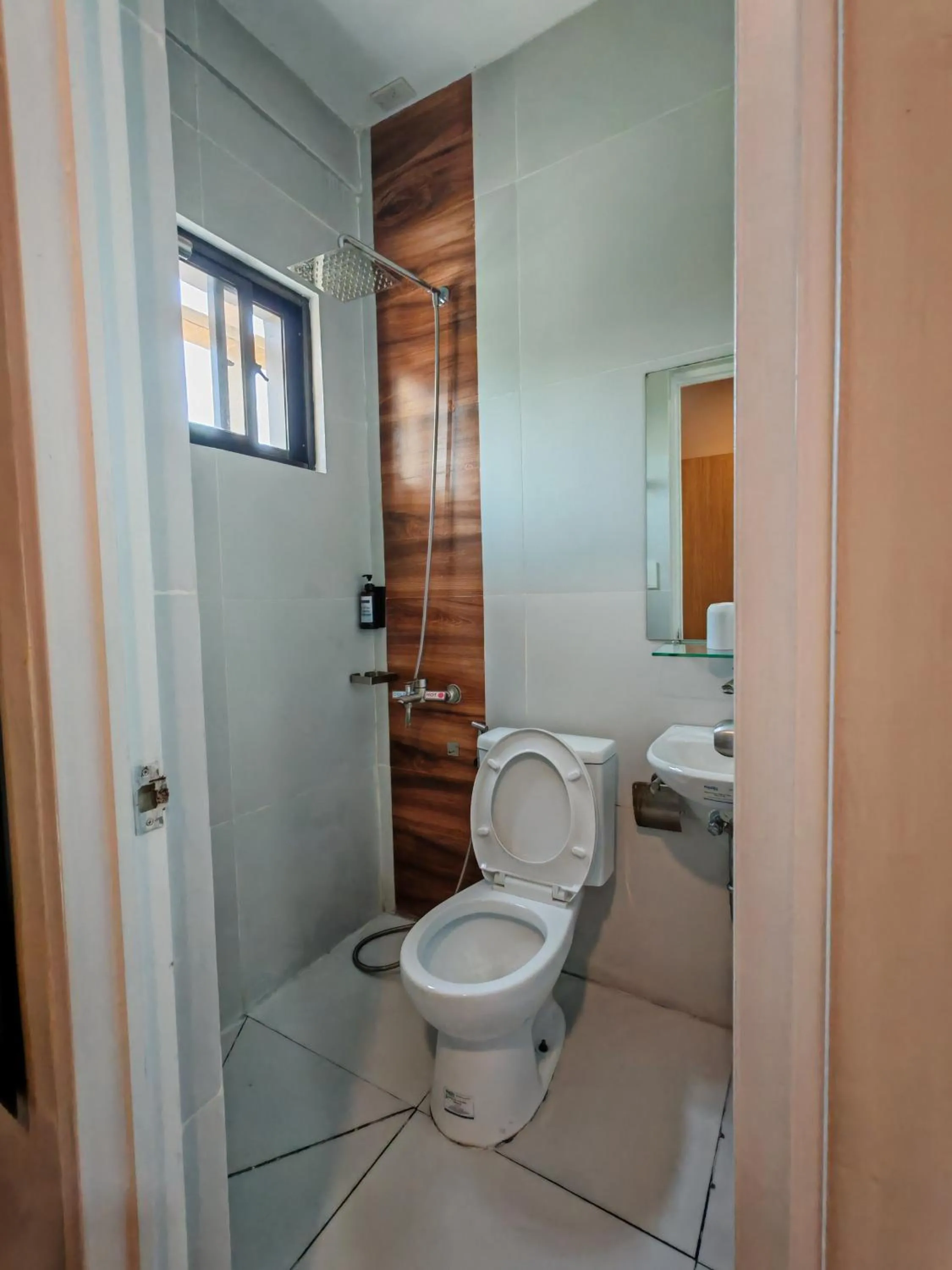 Bathroom in ZenSuites Hotel Tacloban