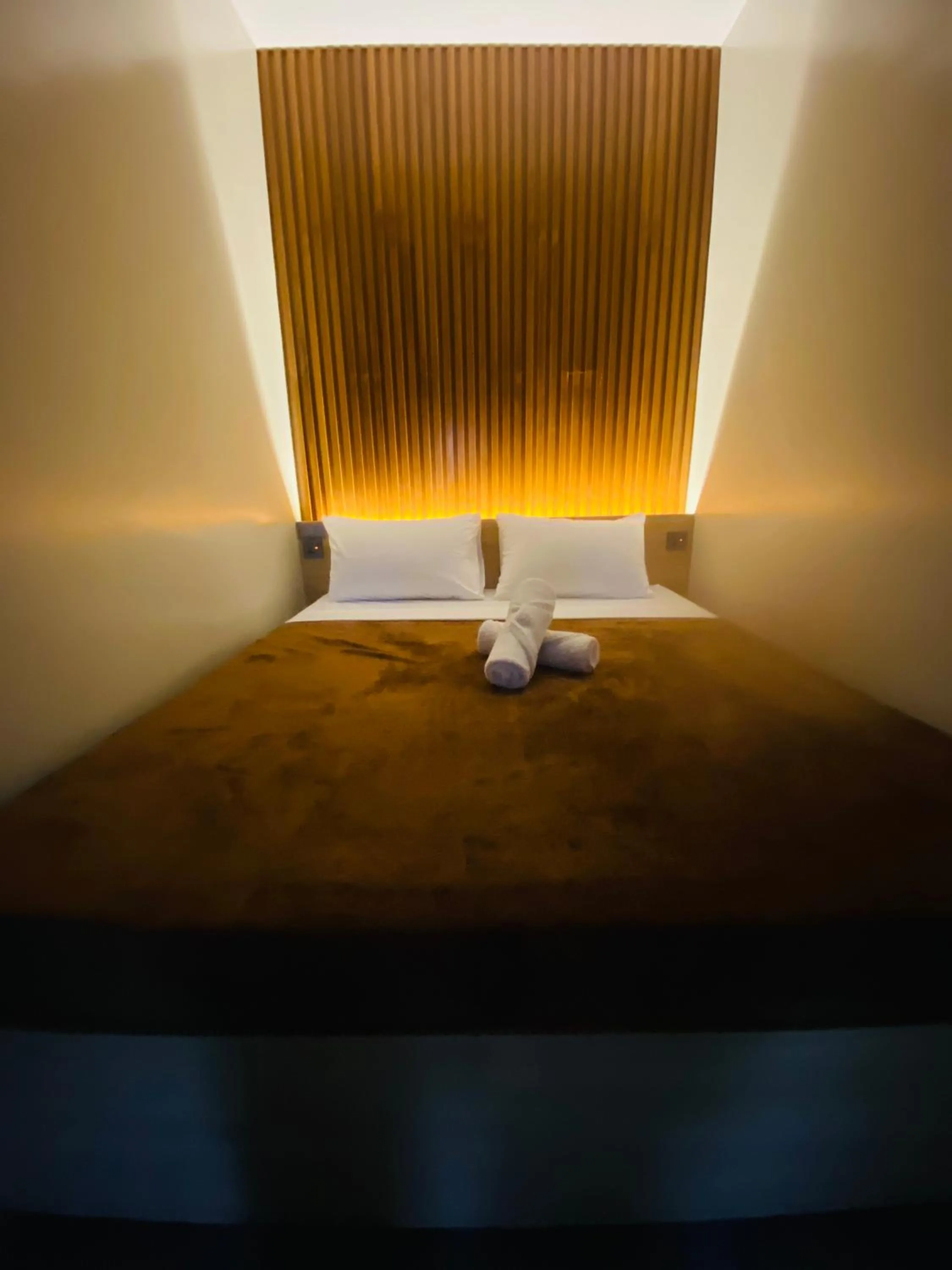 Bed in ZenSuites Hotel Tacloban