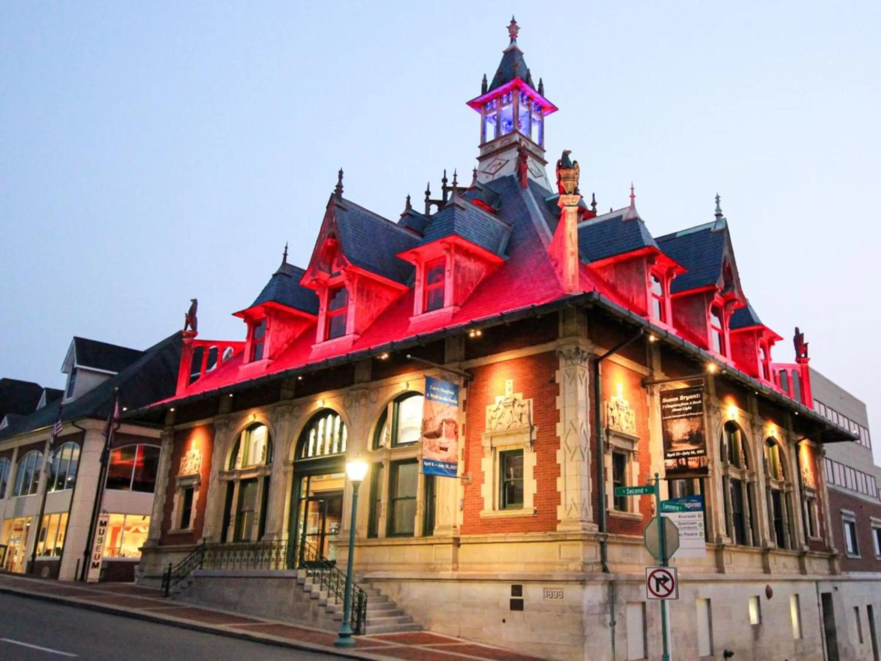 Nearby landmark in Holiday Inn Express & Suites Clarksville North by IHG