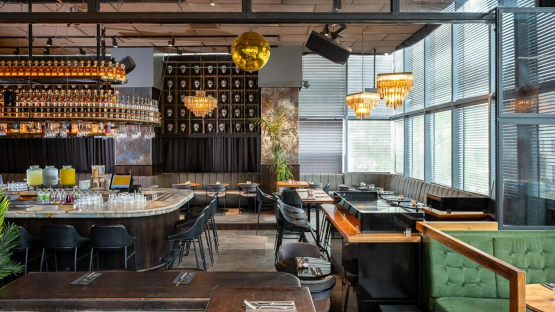 Breakfast in Hotel Rothschild 22 - FATTAL COLORS