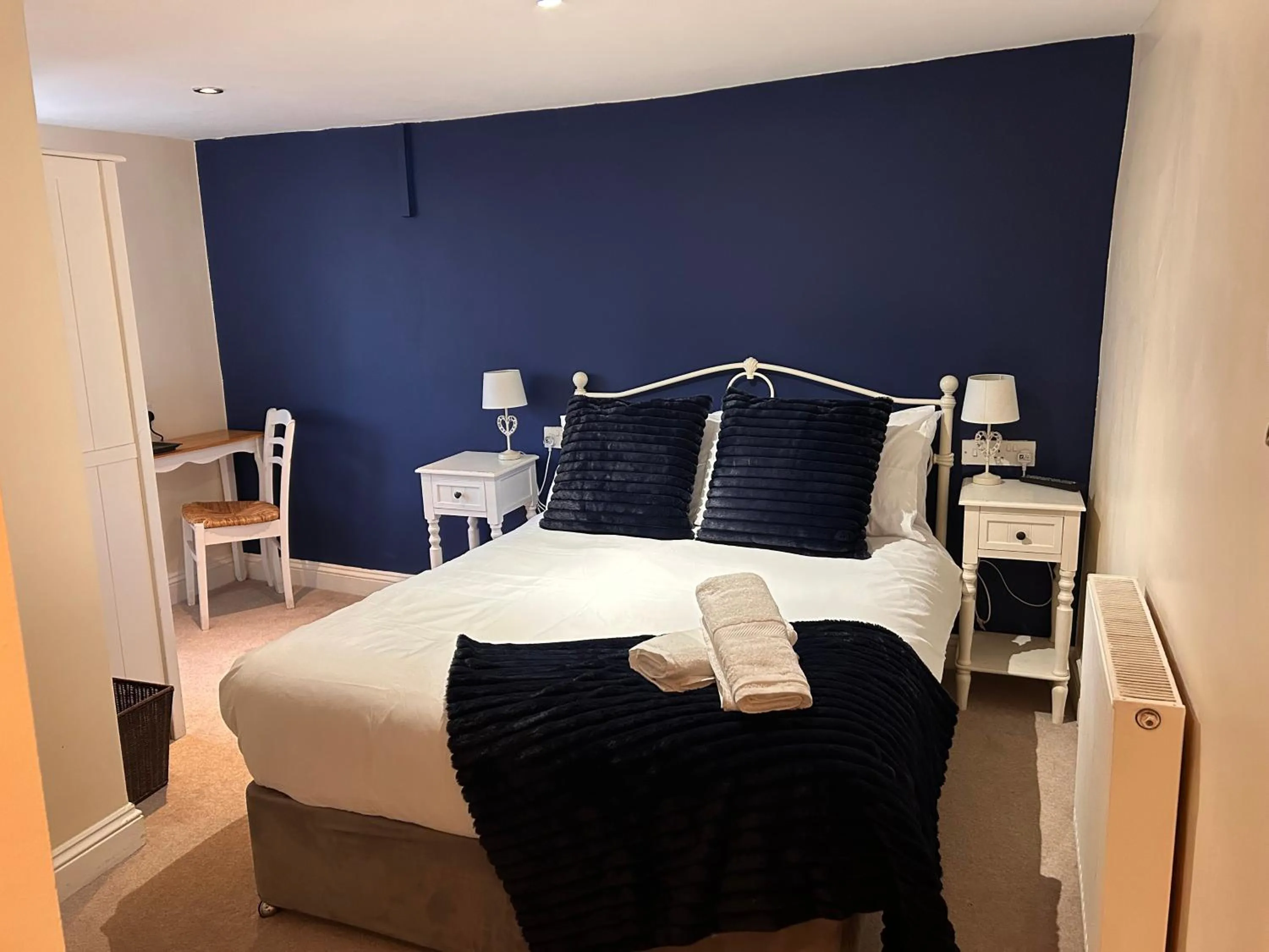 Bed in The Nelson country house