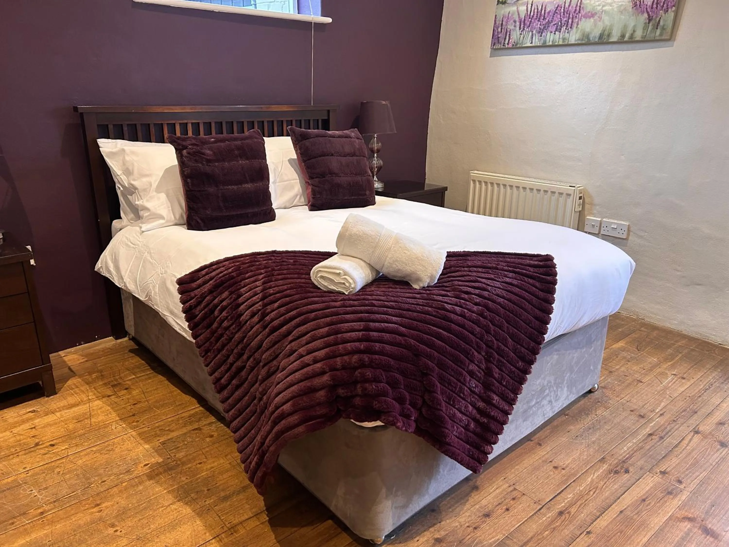 Bed in The Nelson country house