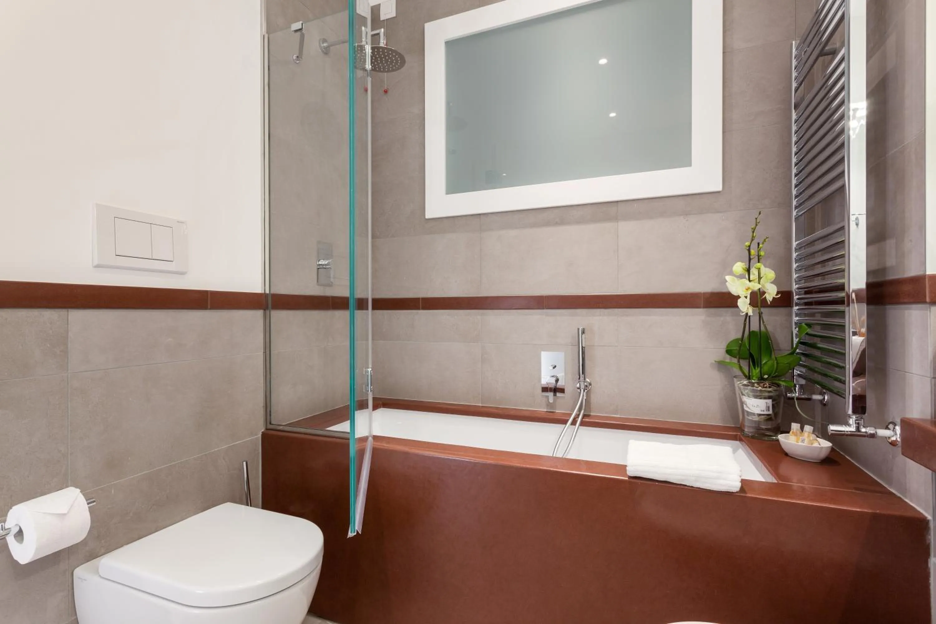 Bathroom in 504 Corso Suites