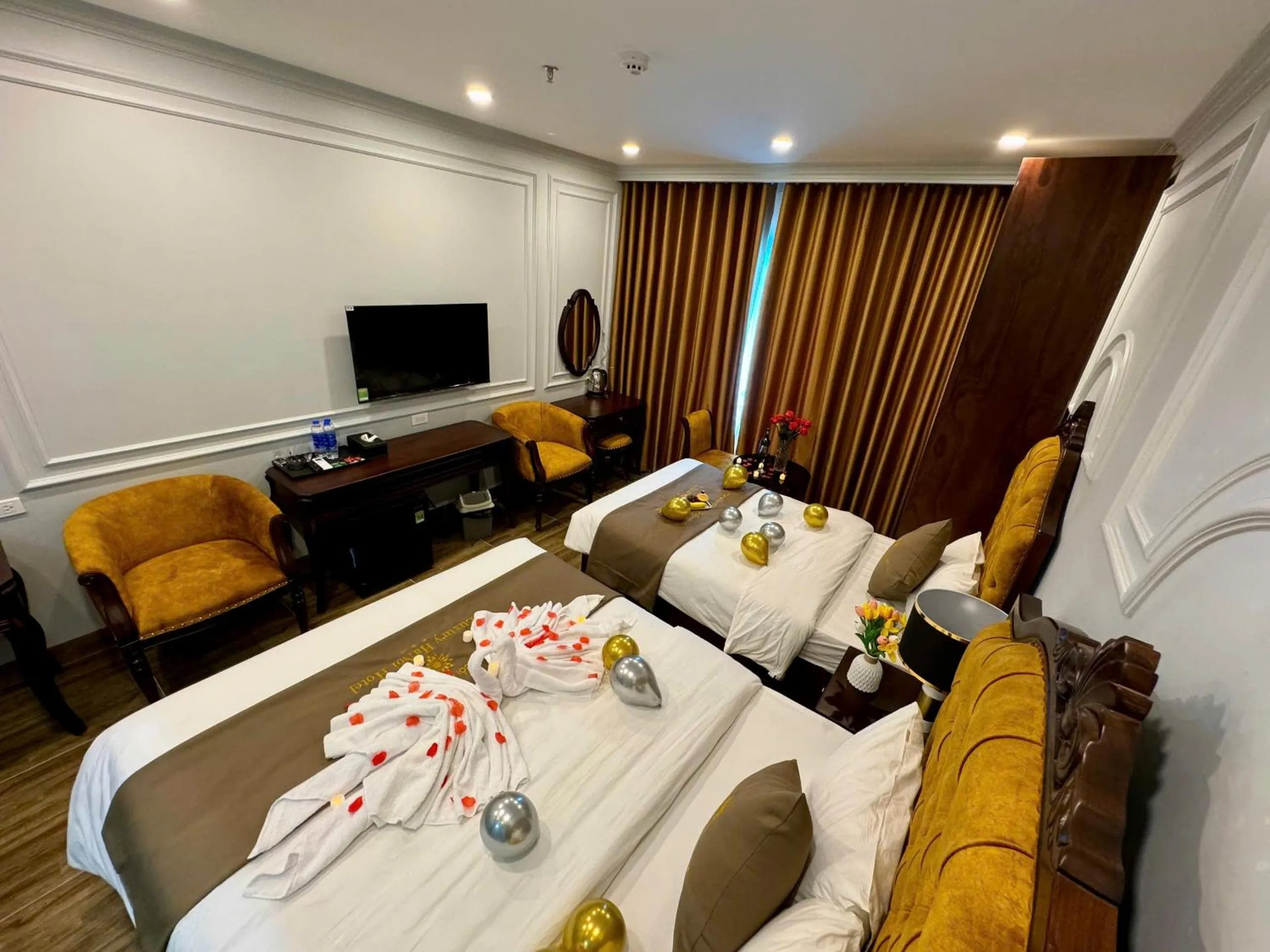 Communal lounge/ TV room in Luxury Hanoi Hotel
