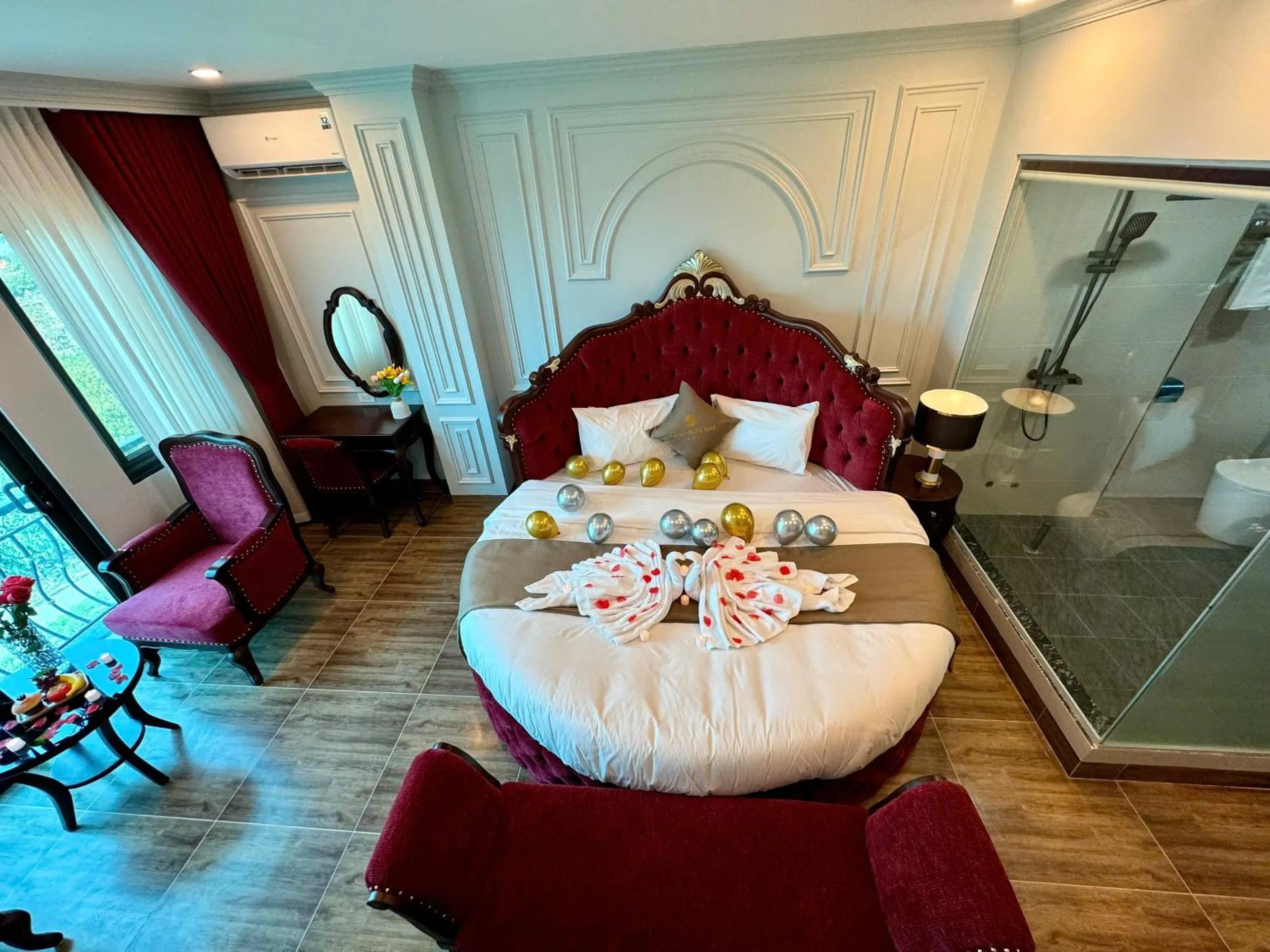 Bed in Luxury Hanoi Hotel