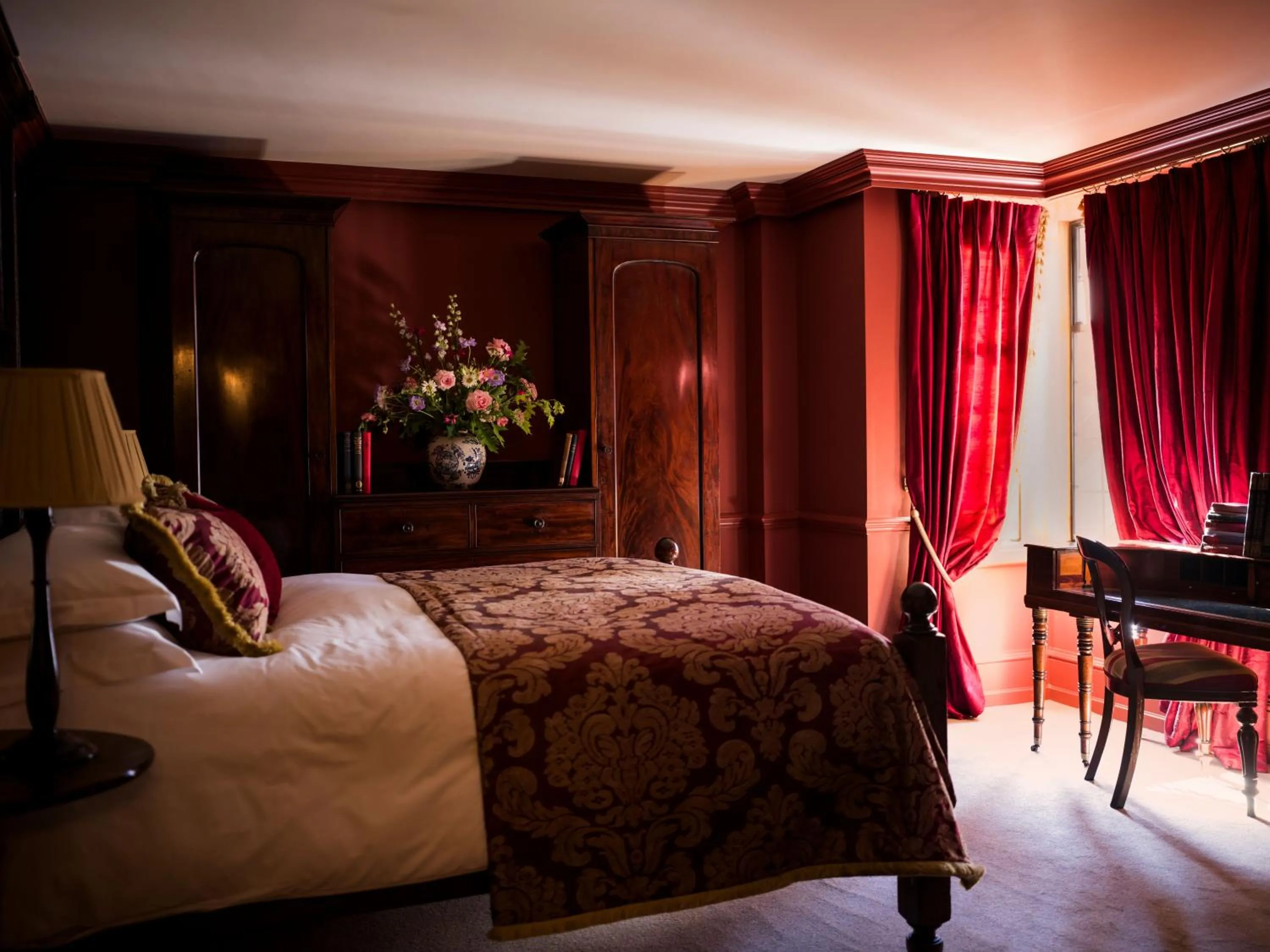 Bed in Batty Langley's