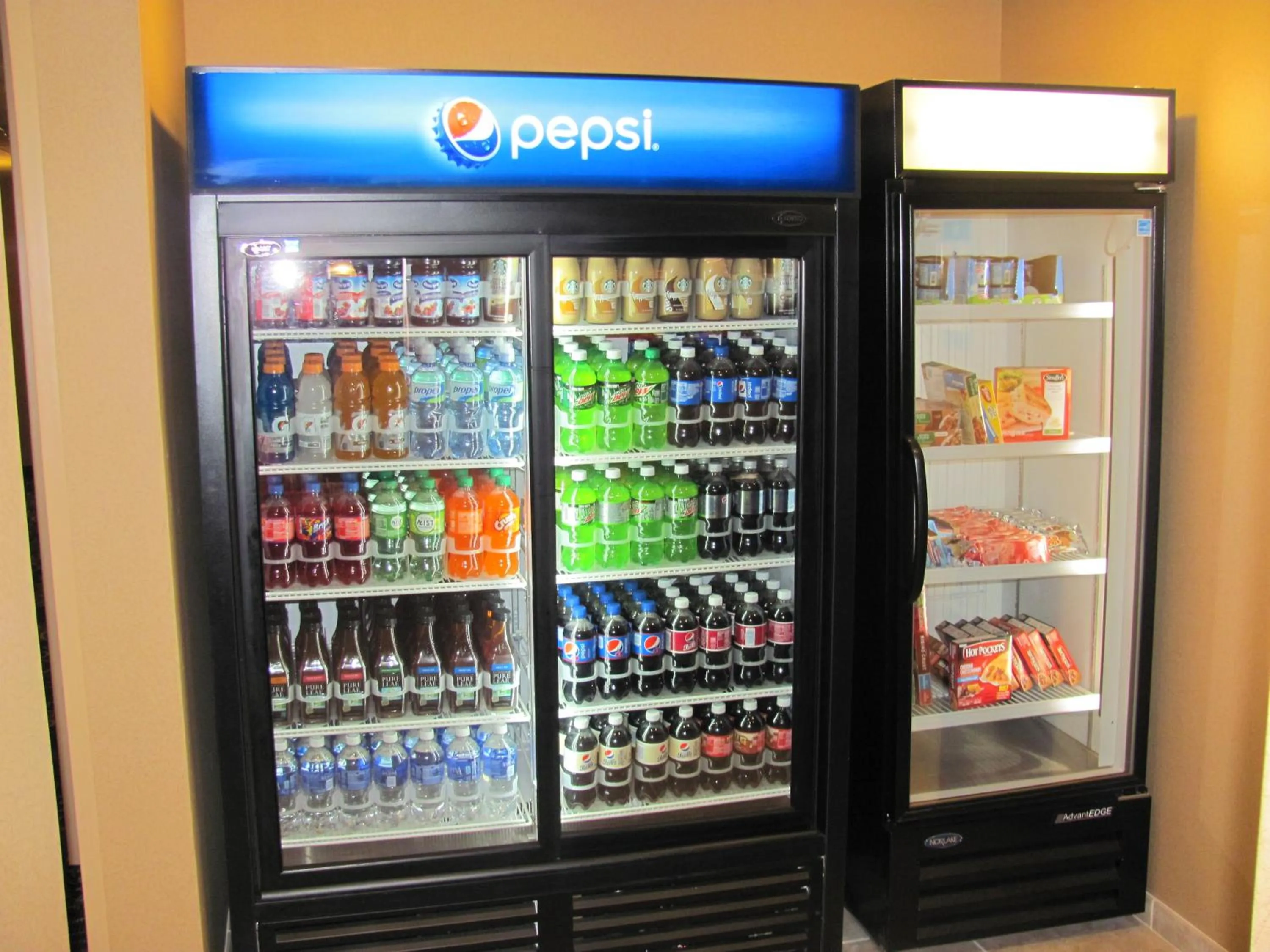 Non alcoholic drinks in Cobblestone Inn & Suites - Ambridge