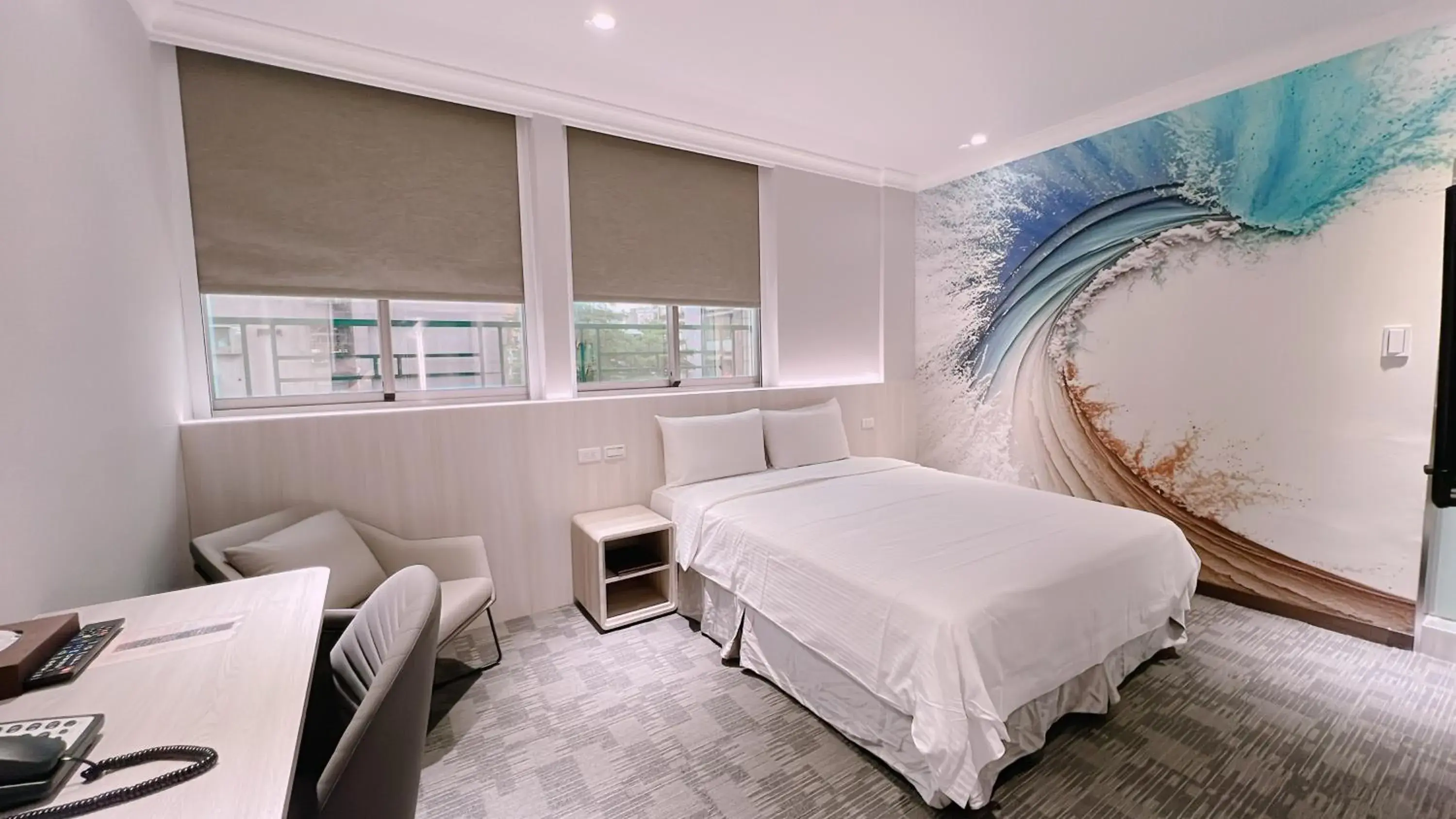 Bed in East Dragon Hotel Bed in East Dragon Hotel