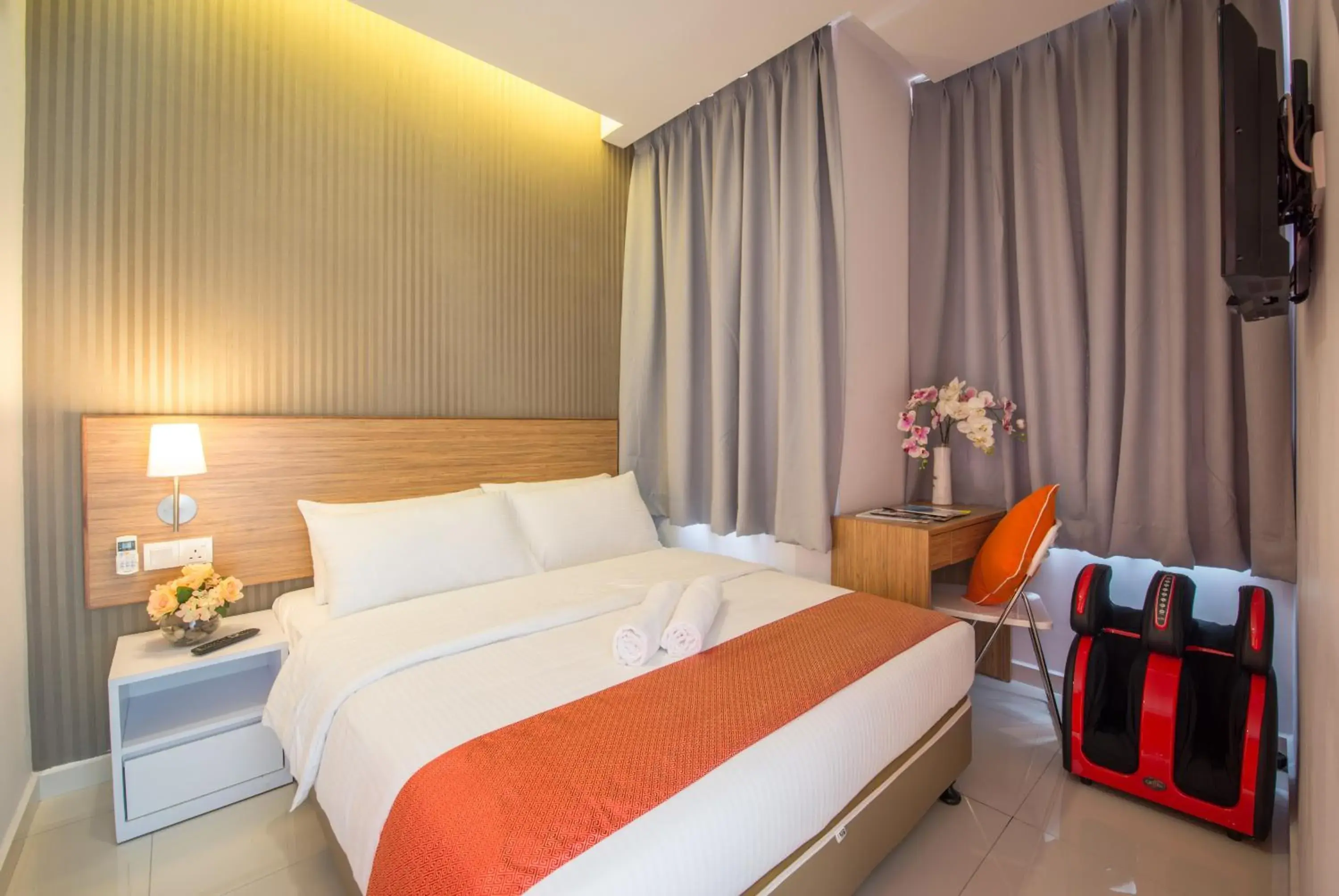 Photo of the whole room, Bed in Sovotel @ Bandar Menjalara Photo of the whole room, Bed in Sovotel @ Bandar Menjalara