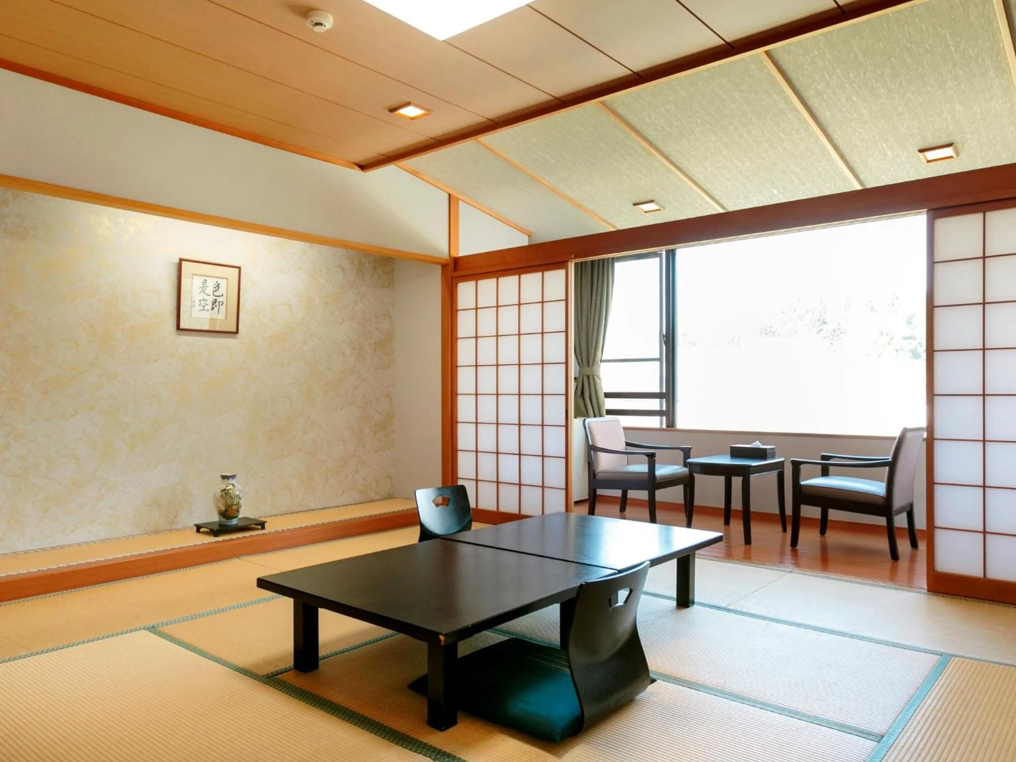 Photo of the whole room in Seiryukaku