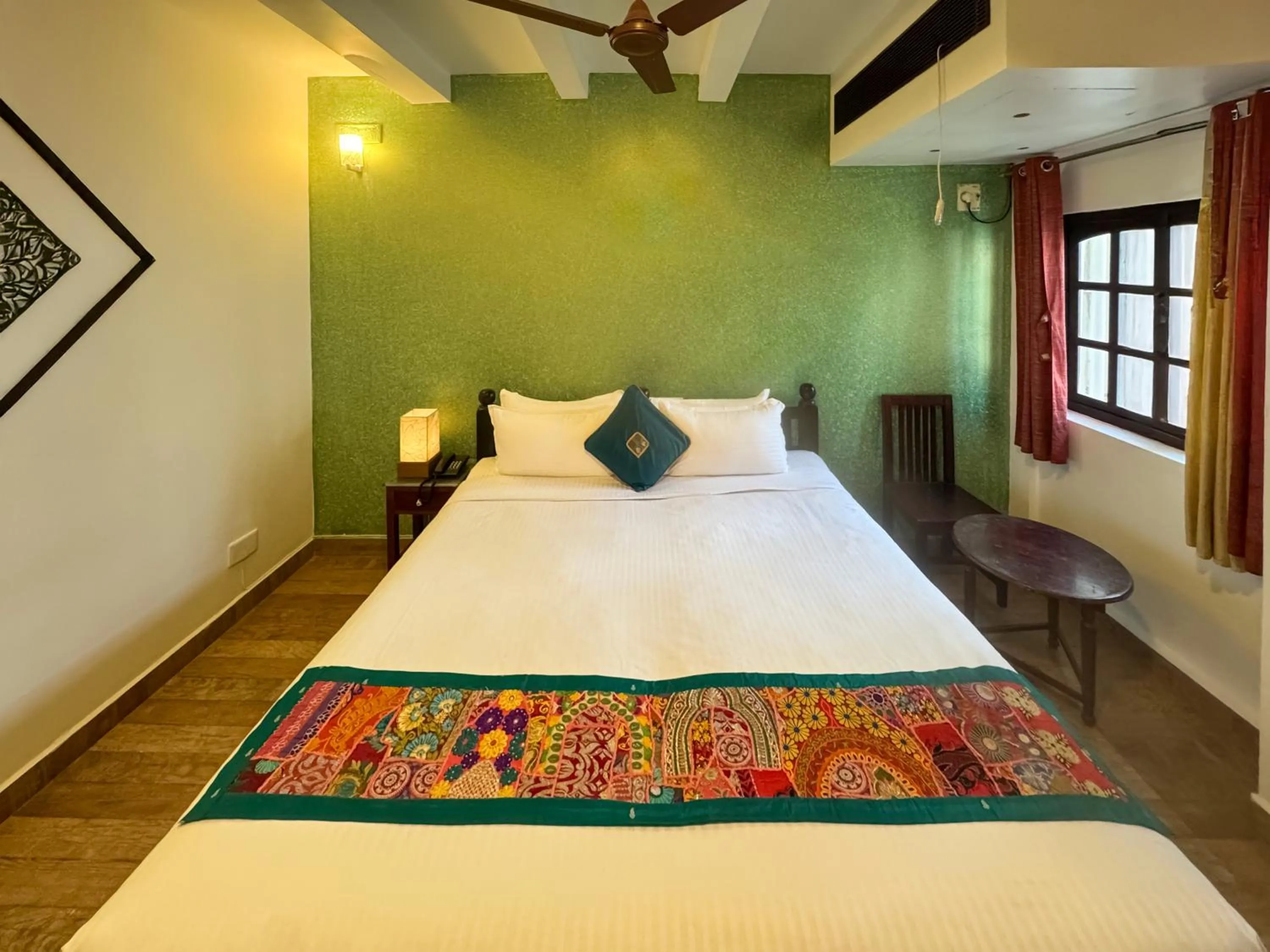 Bedroom, Bed in Le Chateau