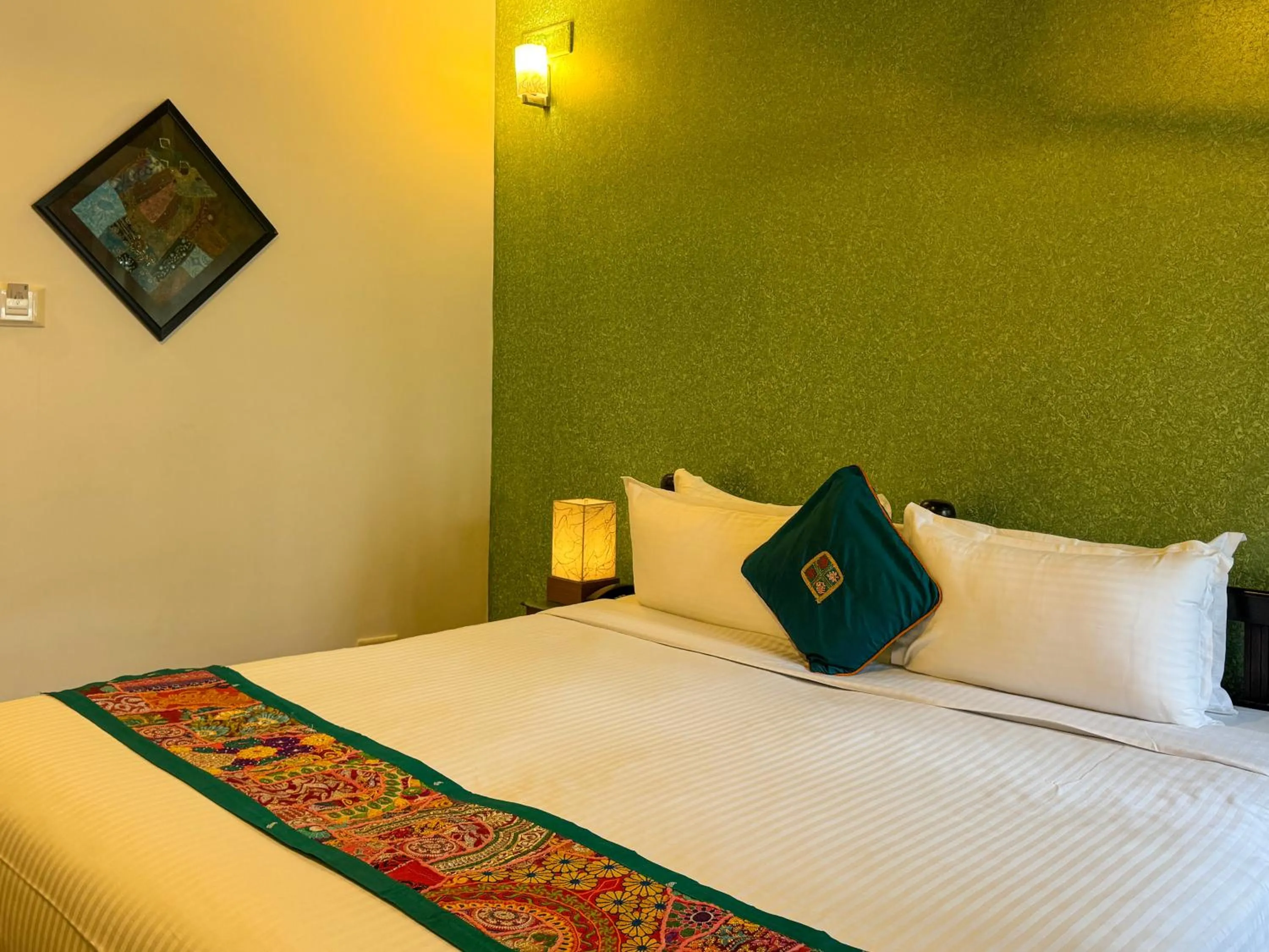 Bedroom, Bed in Le Chateau