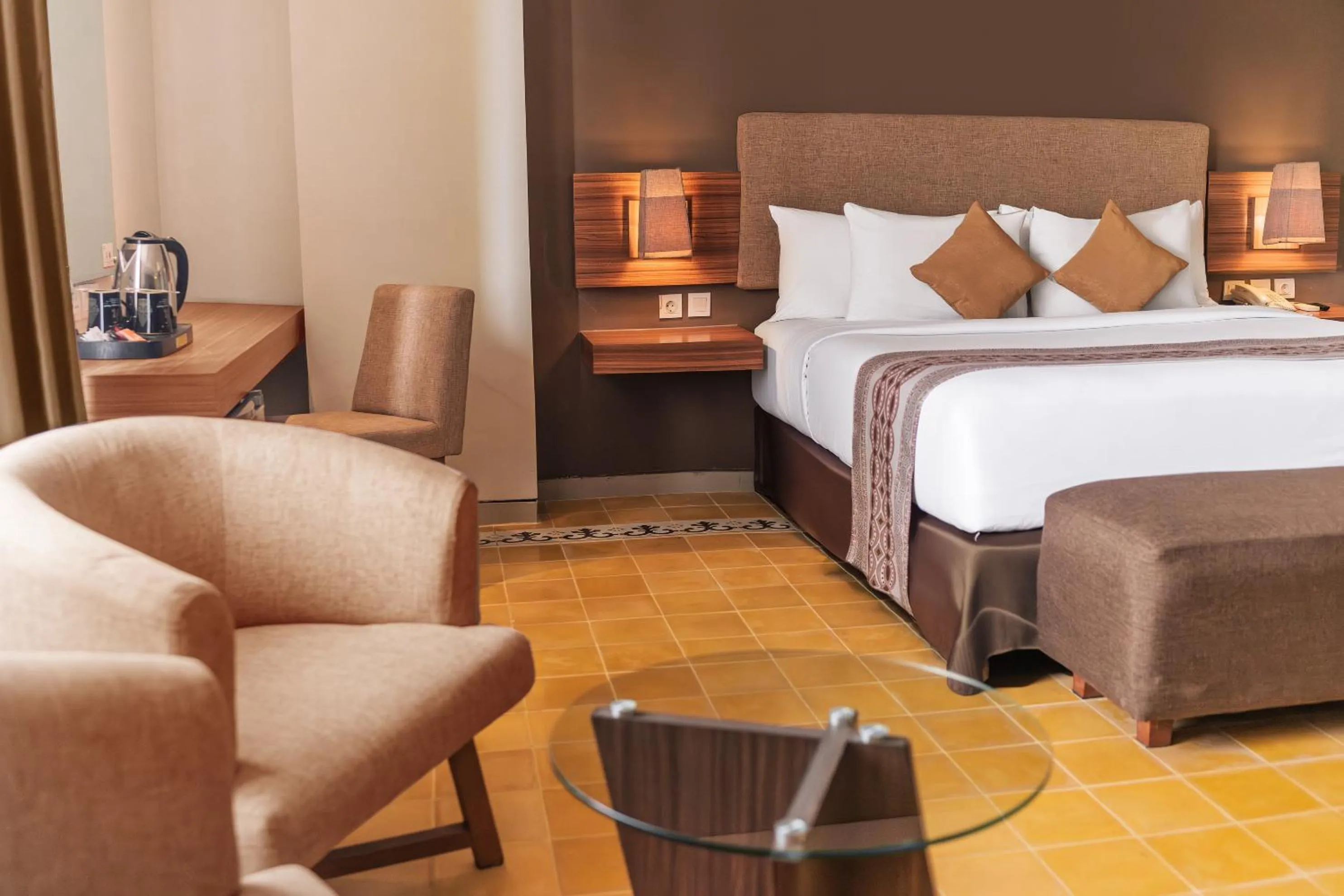 Seating area, Bed in LAMORA Sagan Yogyakarta - formerly H Boutique Yogyakarta