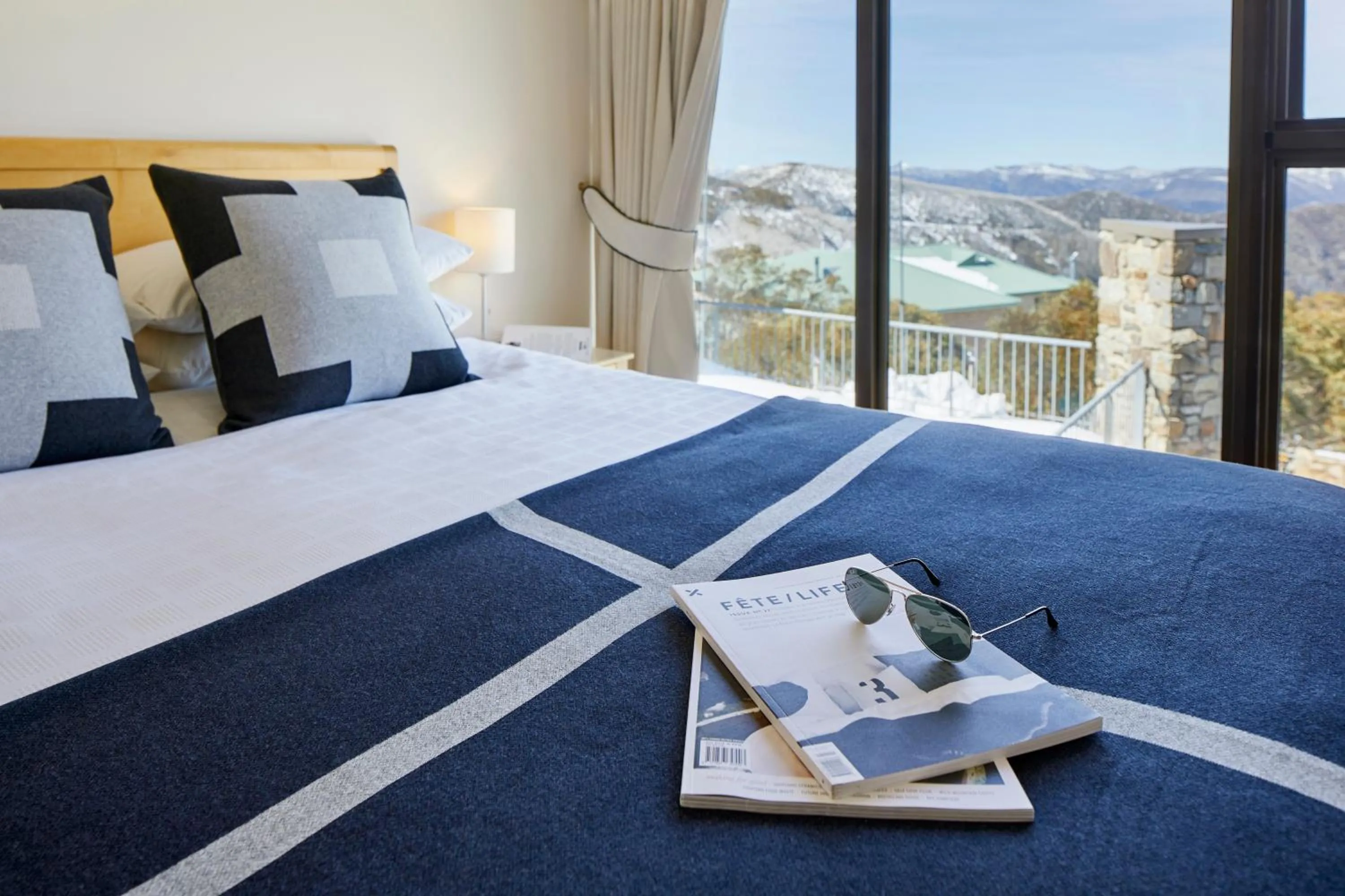 Bed in Breathtaker Hotel and Spa