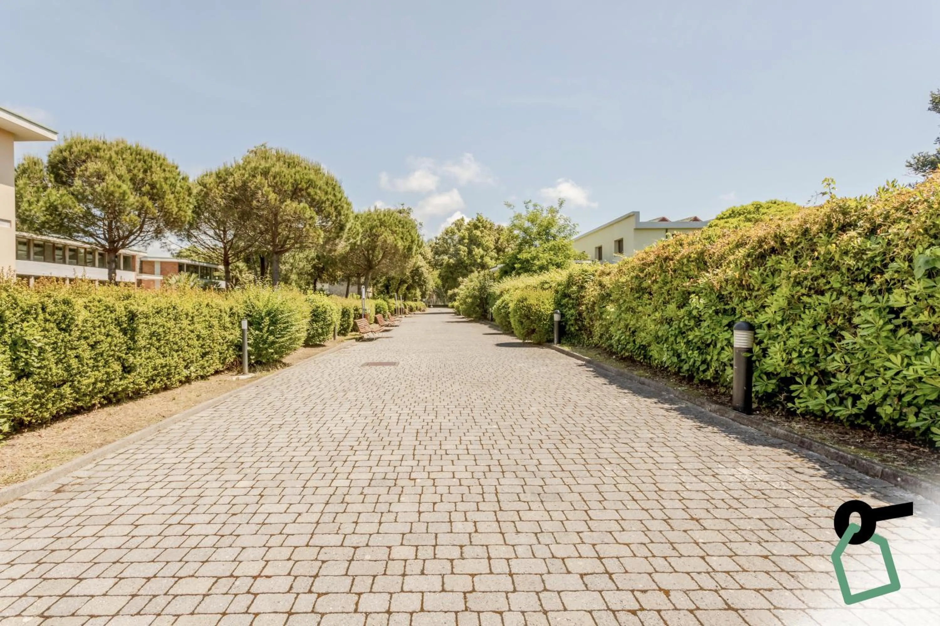 Garden in HOTIDAY Room Collection - Calambrone