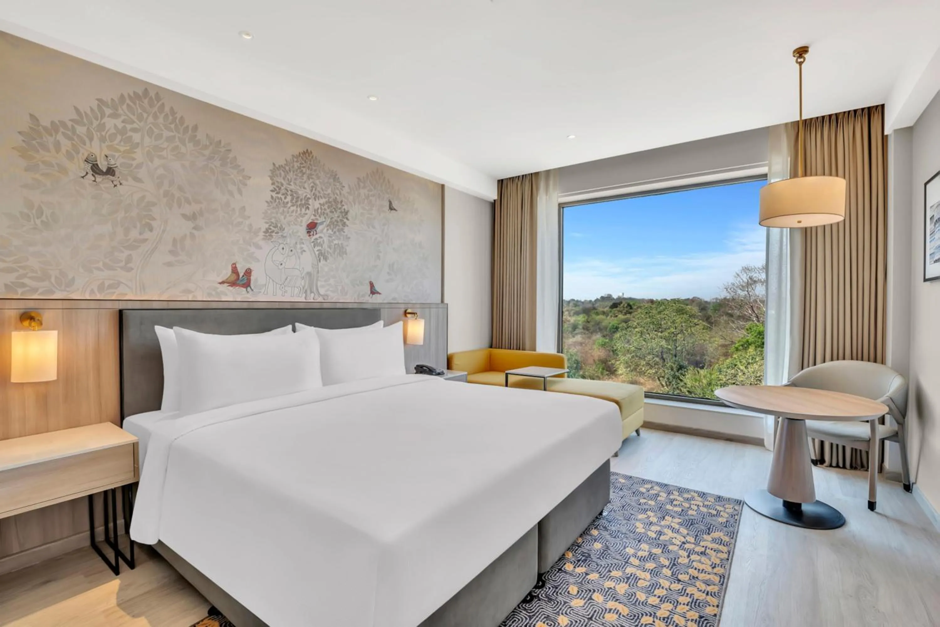 Natural landscape, Bed in Hilton Garden Inn Jabalpur