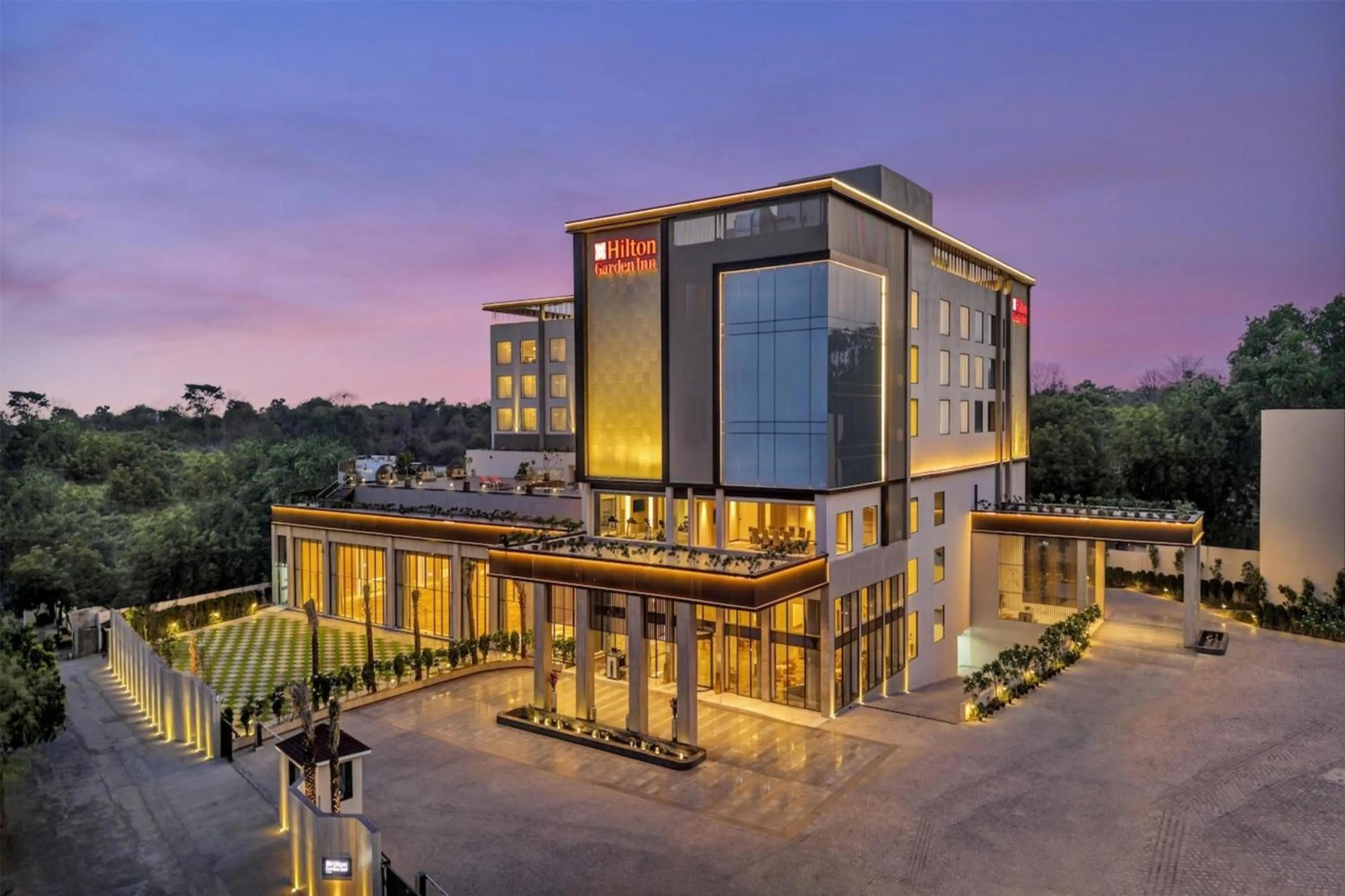 Property building in Hilton Garden Inn Jabalpur