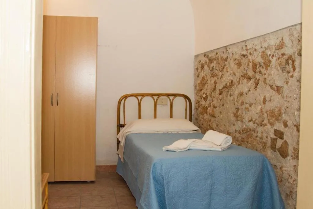 Bed in Terrasini 2000 Casa Vacanze