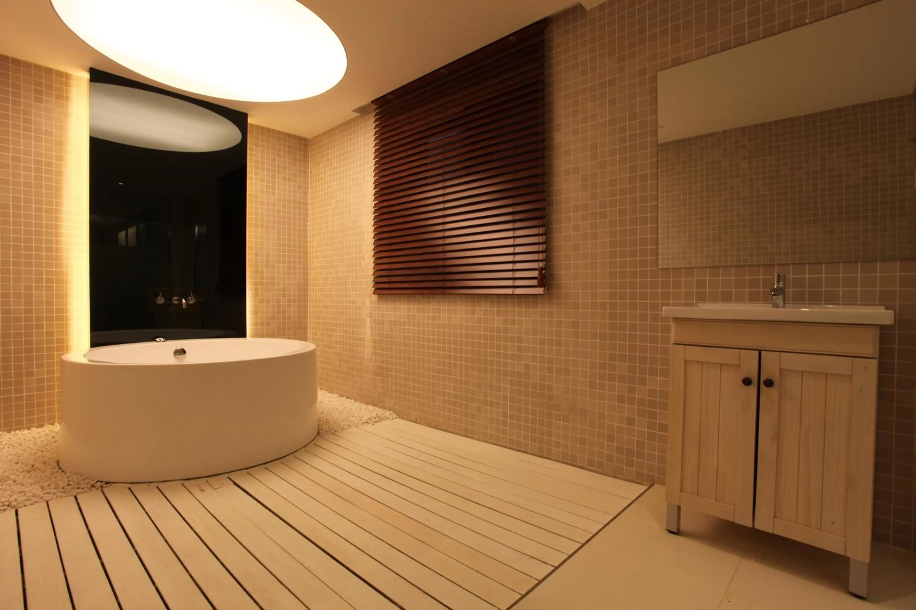 Bathroom in Yuwon Hotel