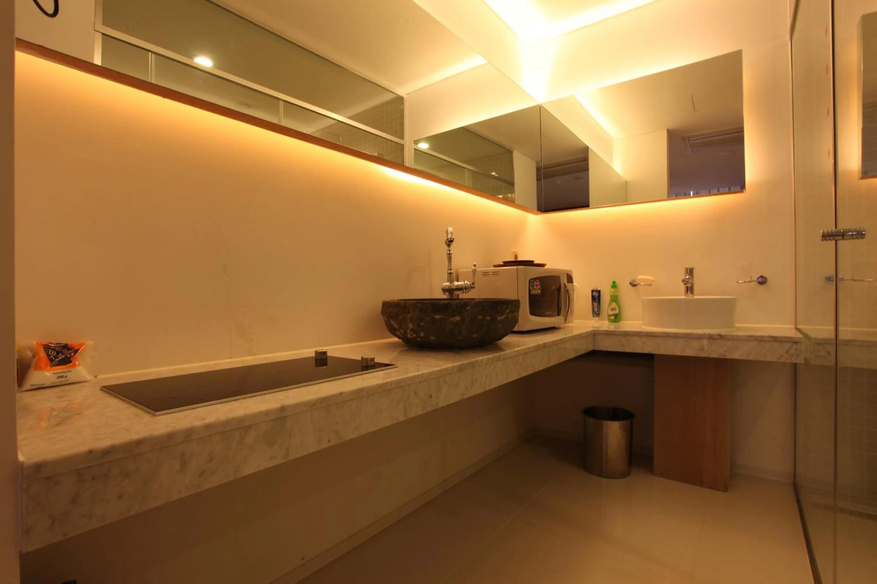 Bathroom in Yuwon Hotel